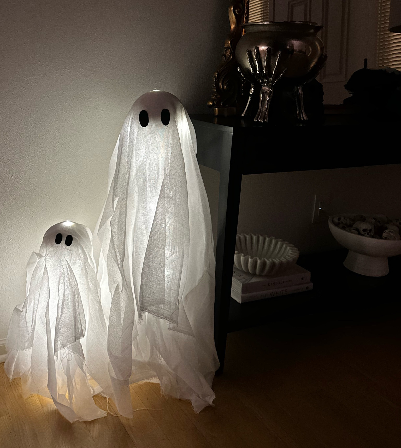 My lit sheet ghosts 👻

Love the glow that they create. The perfect addition to my Halloween decor this year! 

Primrose Anthro 

#LTKHalloween #LTKfindsunder100 #LTKHoliday
