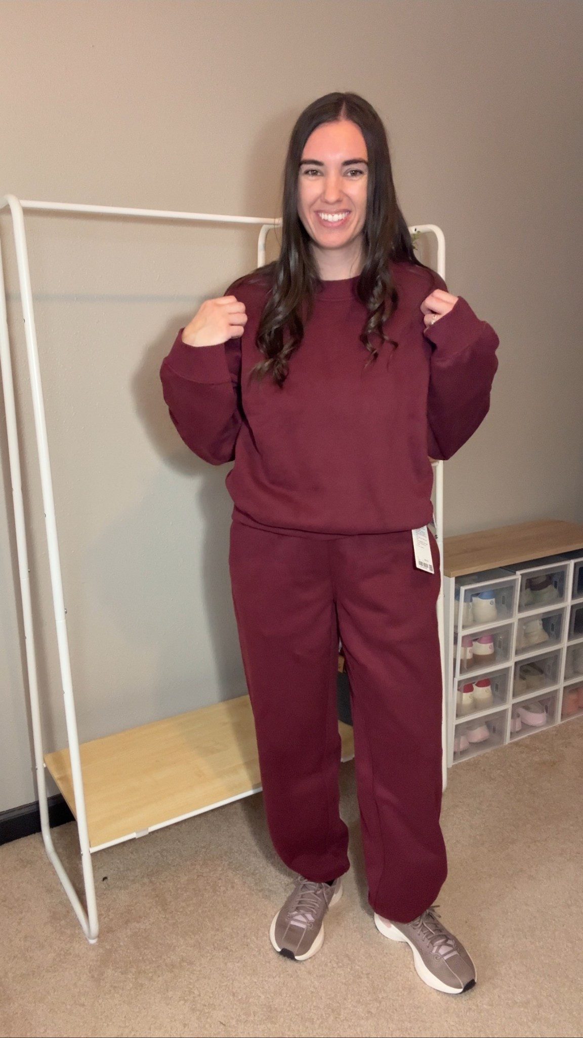 Steady state set: crewneck size medium, joggers size smalll

#LTKootd #LTKActive #LTKSeasonal