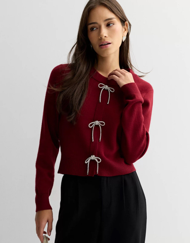 Thanksgiving - ON SALE, pair this with the velvet pants I shared yesterday and so cute for thanksgiving or Christmas ! This also comes in grey.  

#embellishedsweater #holidayoutfit #thanksgivingoutfit #kohls #salefinds #bowsweater #LTKHoliday #LTKU #LTKOver40 




#LTKStyleTip #LTKFindsUnder50 #LTKPlusSize
