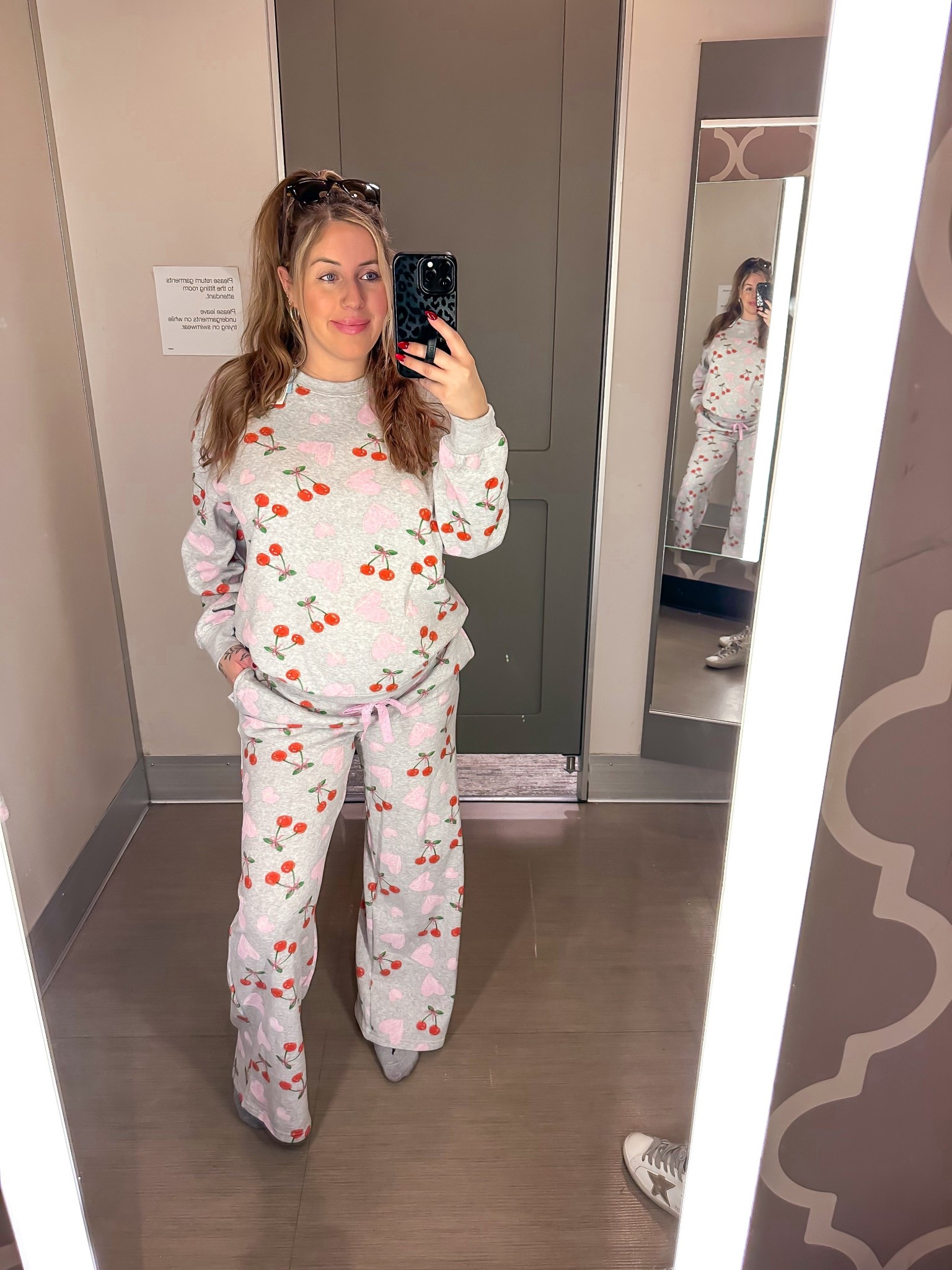 the cutest lounge set 🍒💖

#LTKgrwm #LTKFindsUnder50 #LTKootd