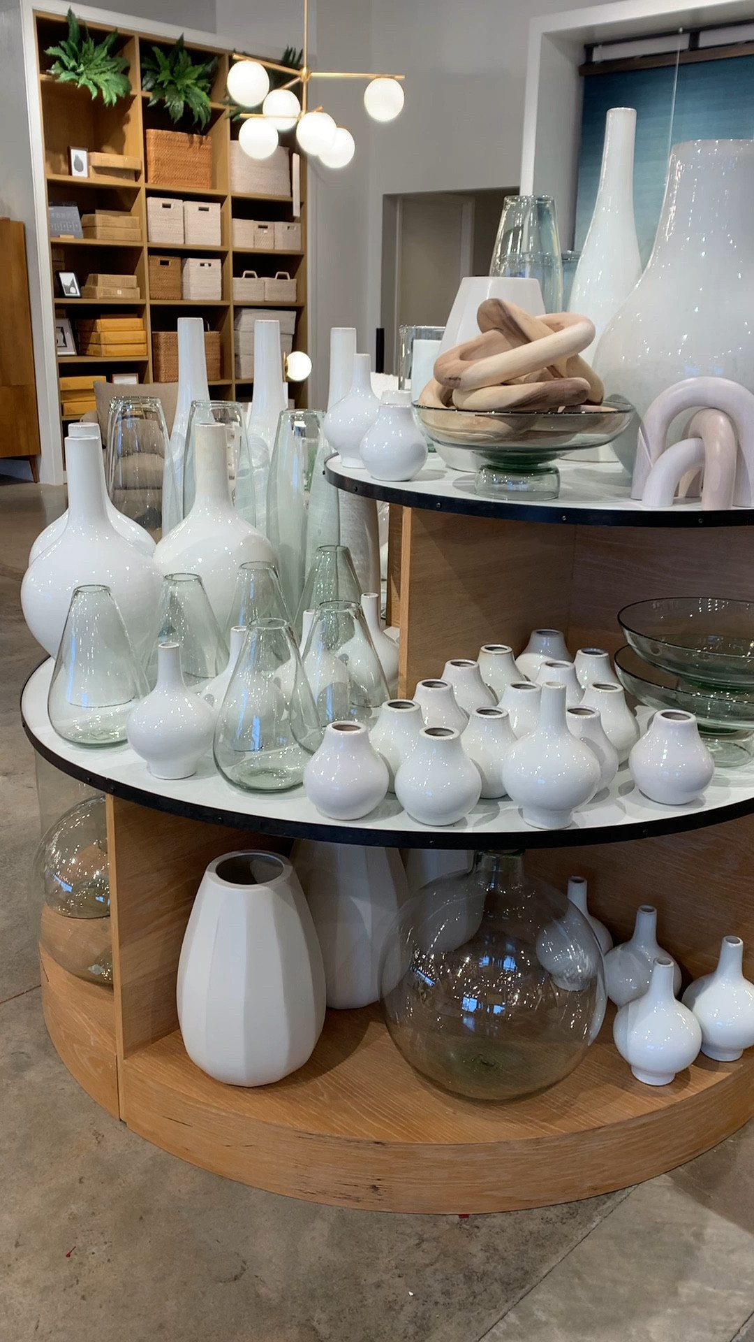 Favorite West Elm Finds
White vase
Glass vase
Vessels
Pottery
Spring decor
Home decor


#LTKunder50 #LTKhome