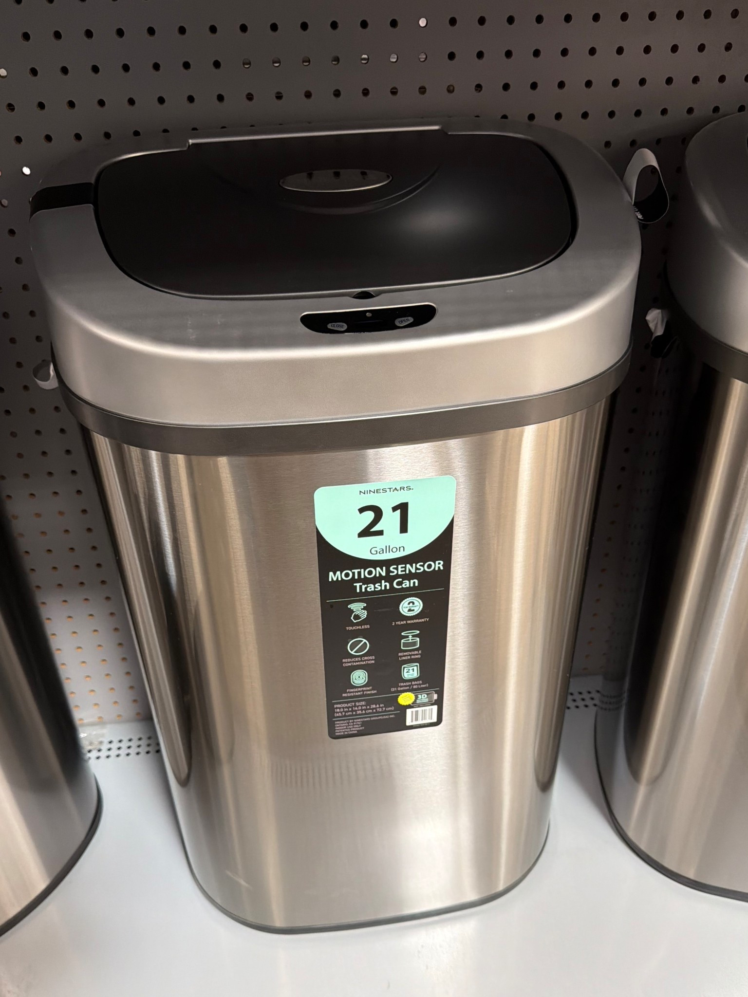 Finally! A Trash can that’s not outrageously priced! #Walmart for the Win!