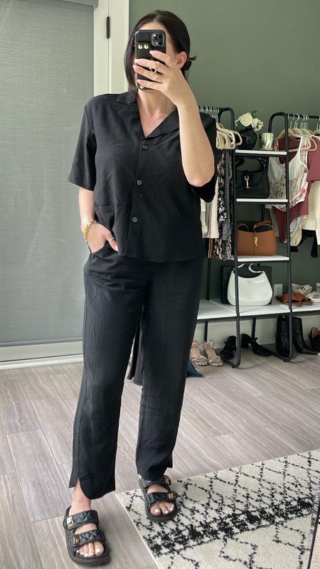 Todays casual outfit! Wearing a small in the pants and top. 

#LTKshoecrush #LTKstyletip #LTKunder50