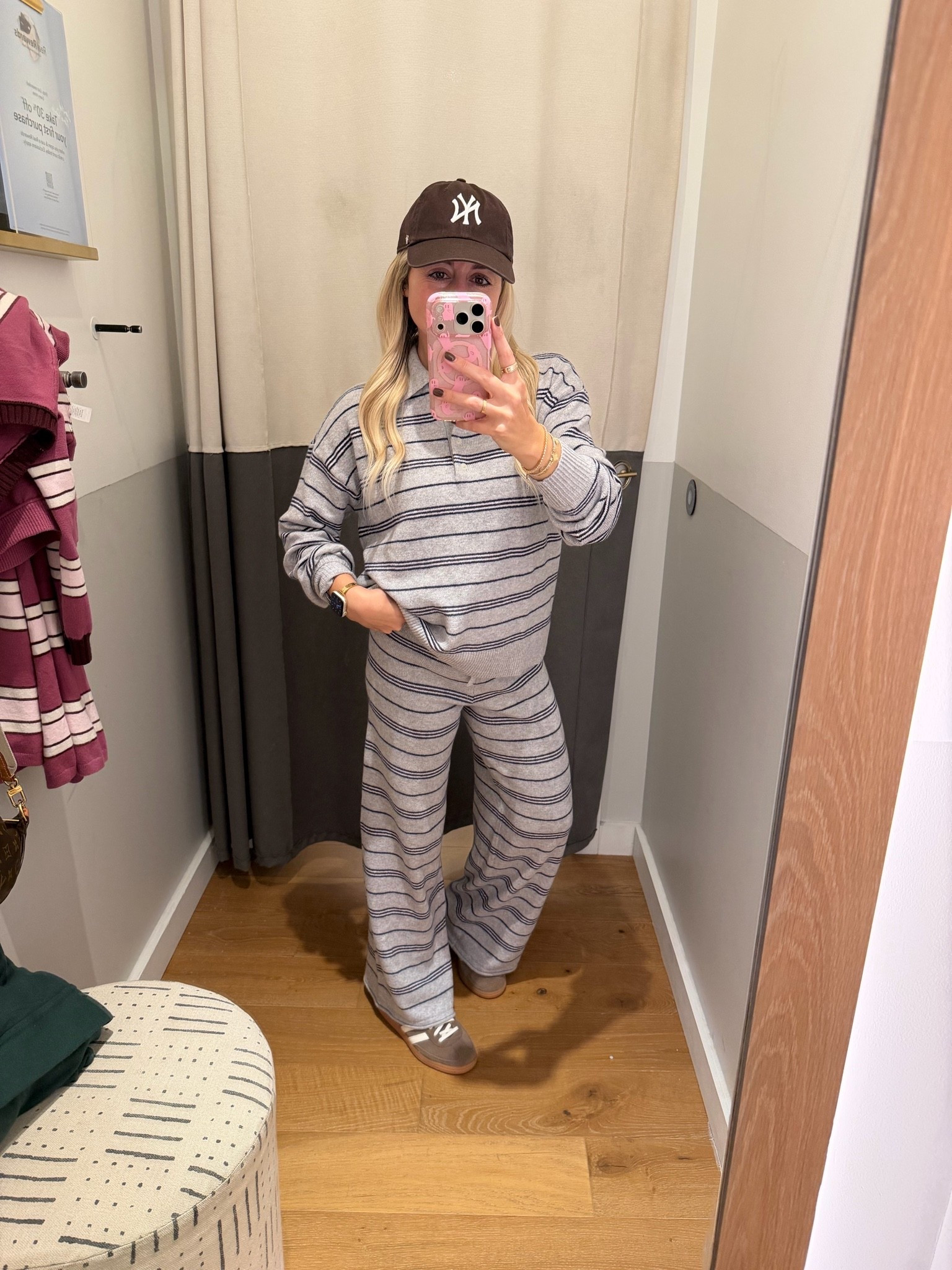 New matching set @Aerie 
Size xs
Adidas tts