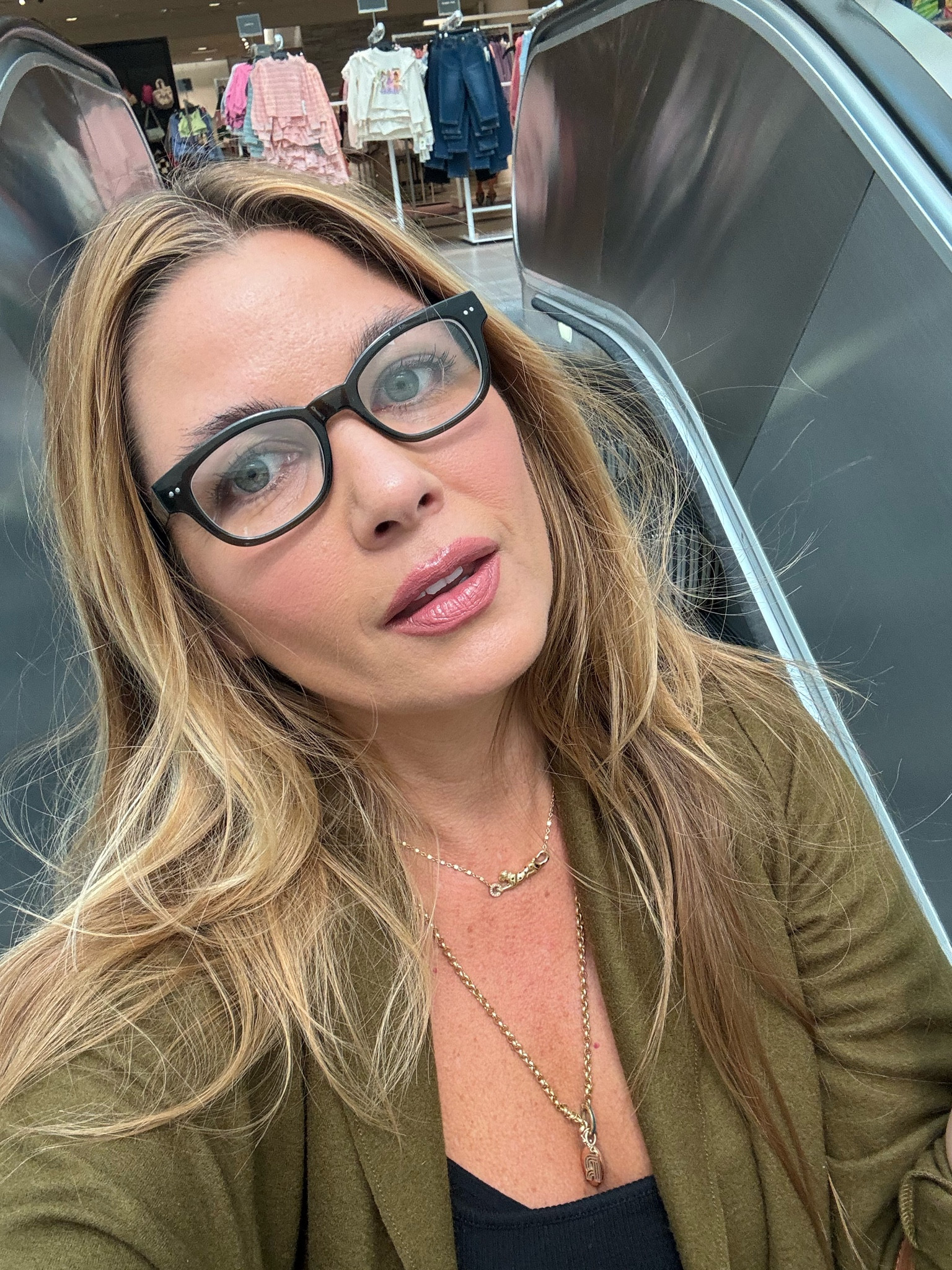 Love these Keaton progressives…exact style linked below. 👓

#LTKWorkwear #LTKFindsUnder100 #LTKBeauty