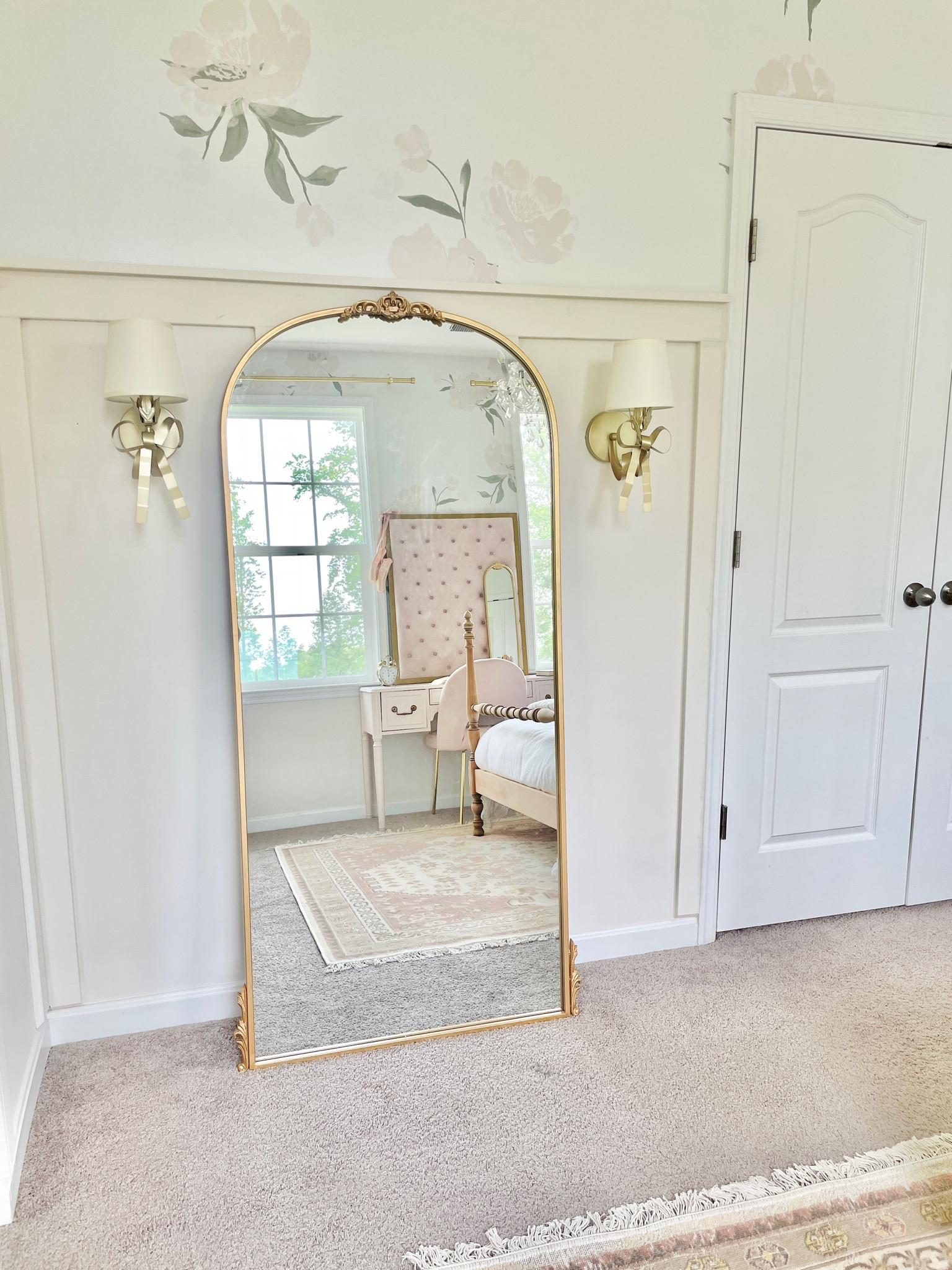 Girls bedroom!! ❤️

#LTKfindsunder100 #LTKfindsunder50 #LTKhome