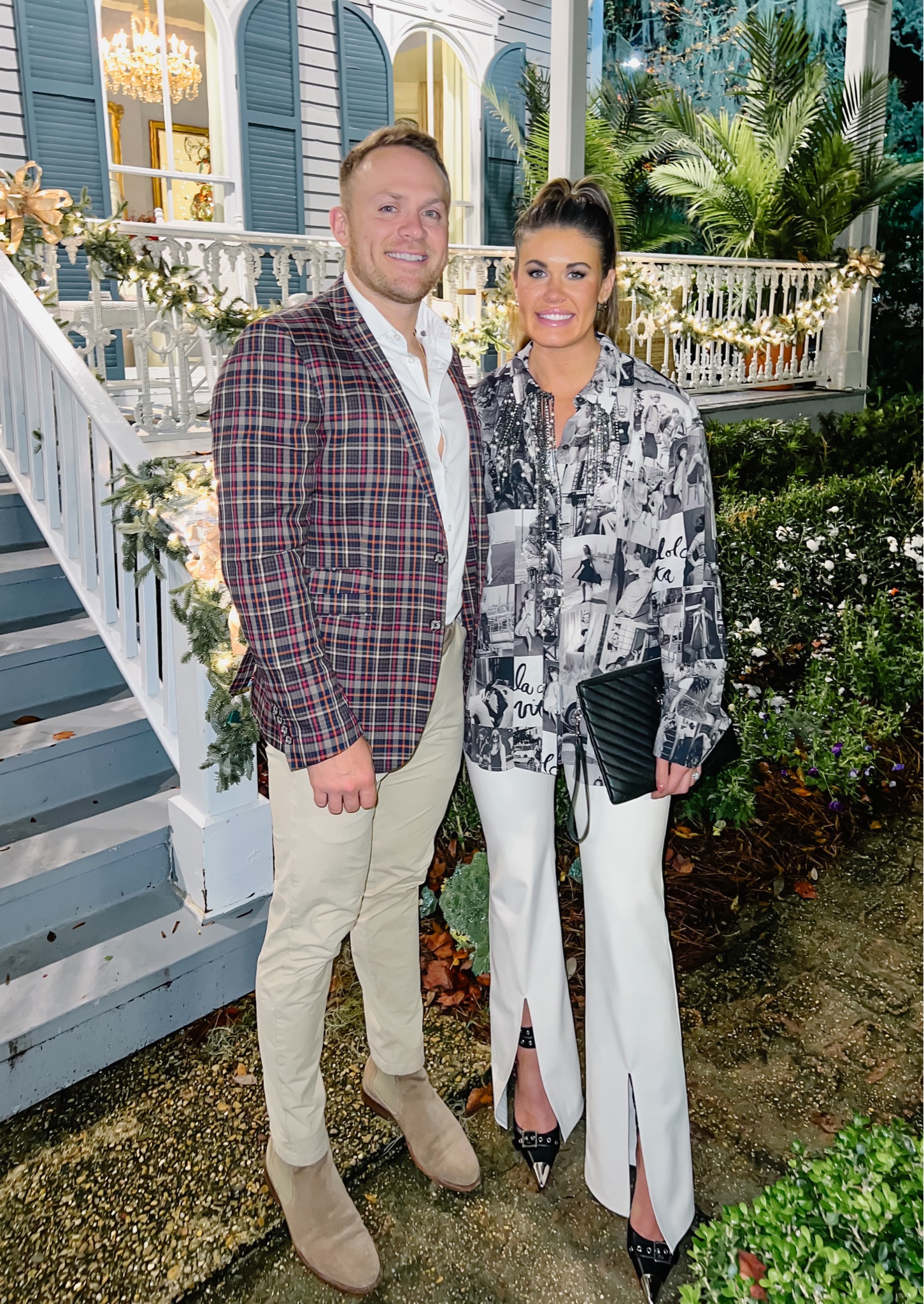 Can’t find the exact pants in this color, but found it in black l— and on sale!!! Love these pumps for the holiday season! Neutral, but so fun.
#stevemadden #pumps #holidayoutfitinspo

#LTKstyletip #LTKfindsunder100 #LTKfindsunder50