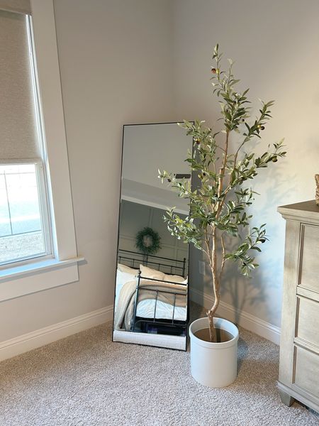 Love my new 6’ foot faux plive tree! I got it on Deal online from Walmart for under $50. I’m seriously going to order the 7 foot soon! 

Peep my new Target velvet comforter and knit blanket in my mirror, too! Both items are 25% off today too! 

Master bedroom, bedding, linens, faux tree, ficus, fig, sale

#LTKfindsunder50 #LTKsalealert #LTKhome