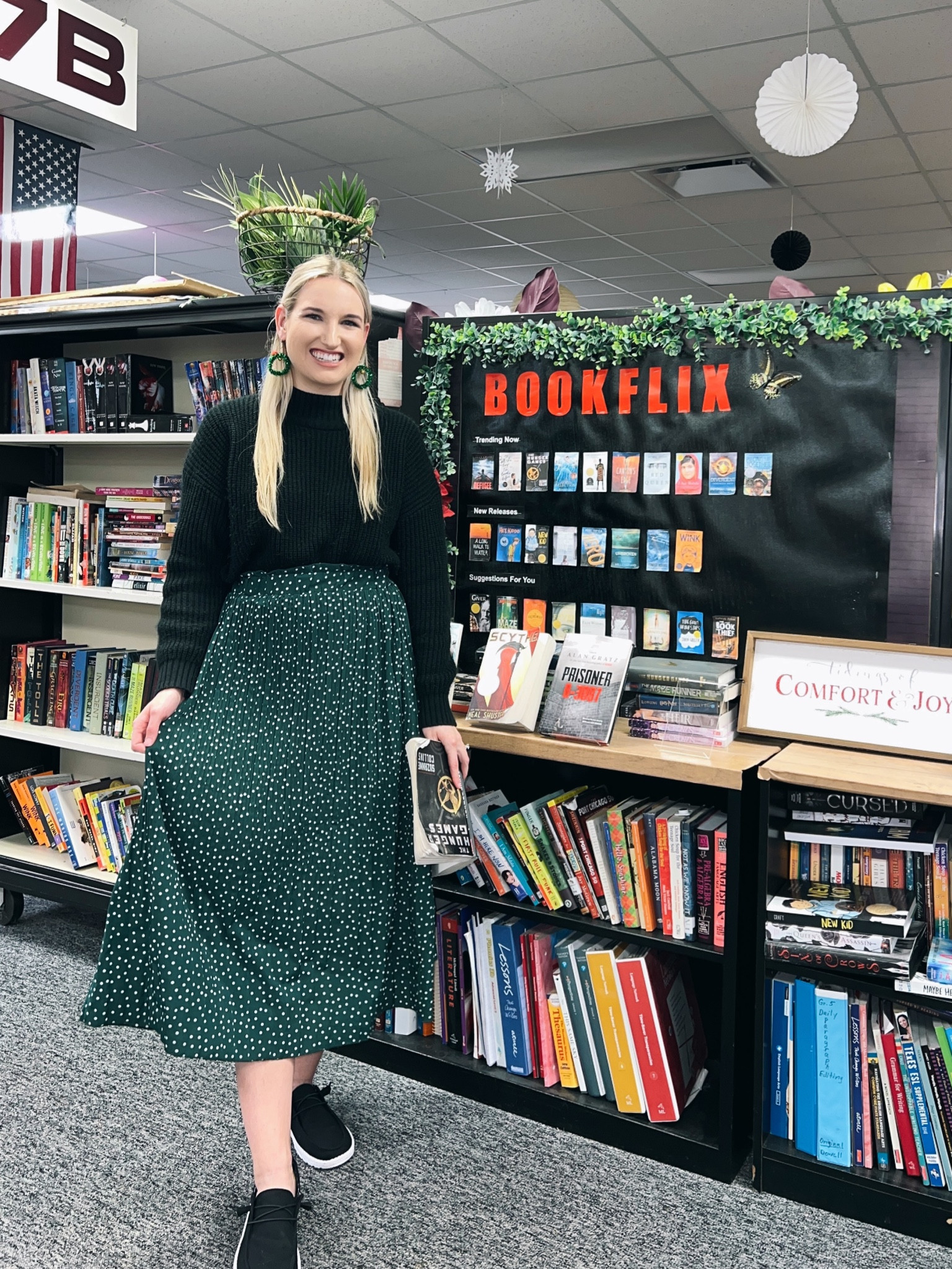Holiday Teacher Outfit 🎄
Sweater: Medium
Skirt: Medium 
Shoes: Hey dudes (fit true to size)

I was wearing black boots, but I switched into comfy shoes by the end of the day. 

#LTKworkwear #LTKunder50 #LTKSeasonal