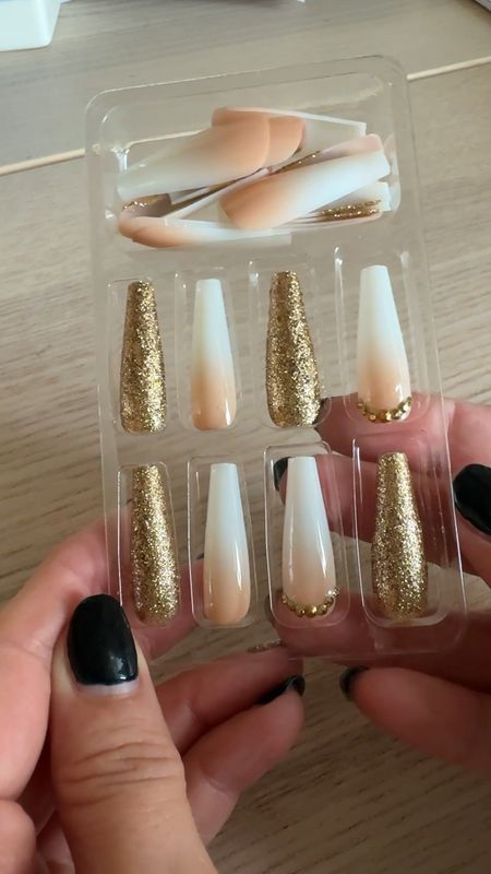 SHEIN beauty products hit or miss?
Those nails are press on and come with glue stickers, the body art stickers are 10/10 ✨

#LTKVideo #LTKbeauty #LTKGiftGuide
