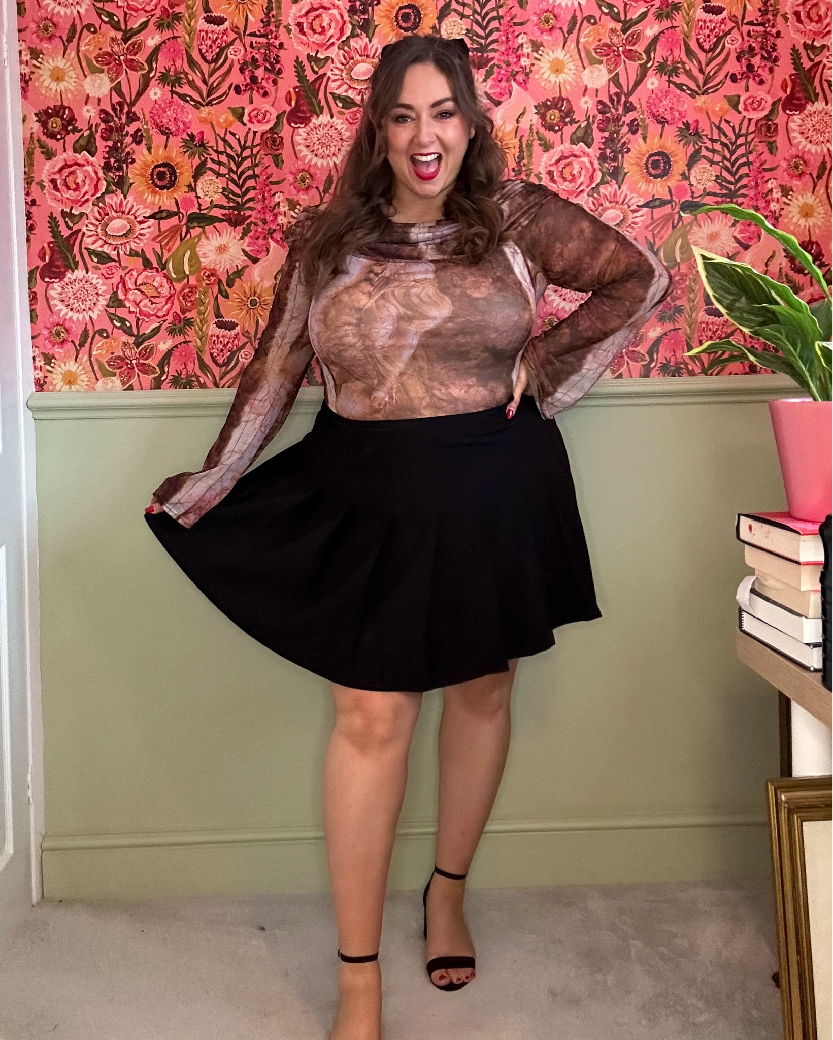 I have found the top of my dreamsssss… maybe renaissance core is my thing now?

#LTKplussize #LTKwinter #LTKcurves