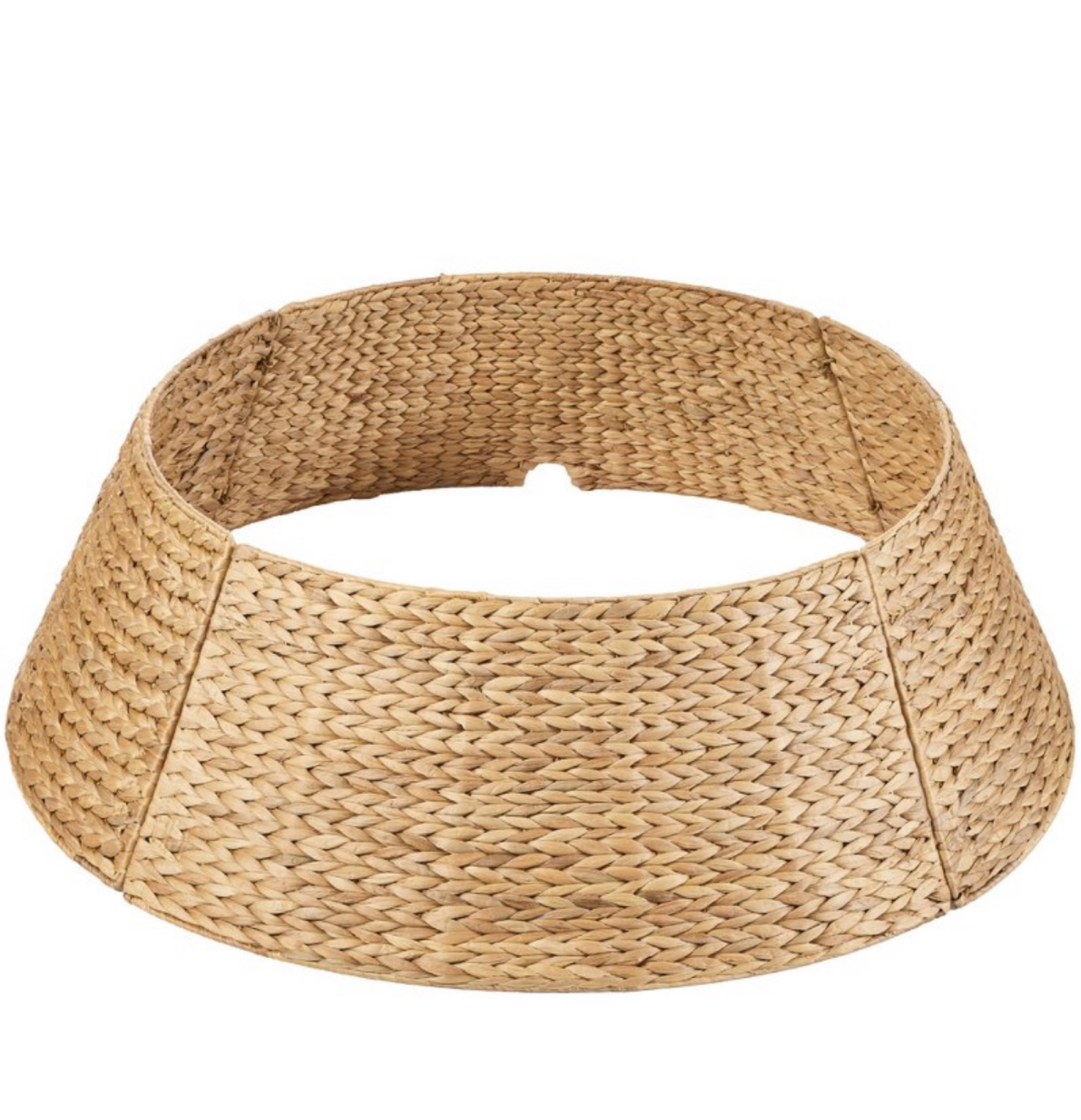 Natural Weave Tree Skirt - a neutral that goes with every aesthetic! 

#LTKSeasonal #LTKFamily #LTKxPrimeDay