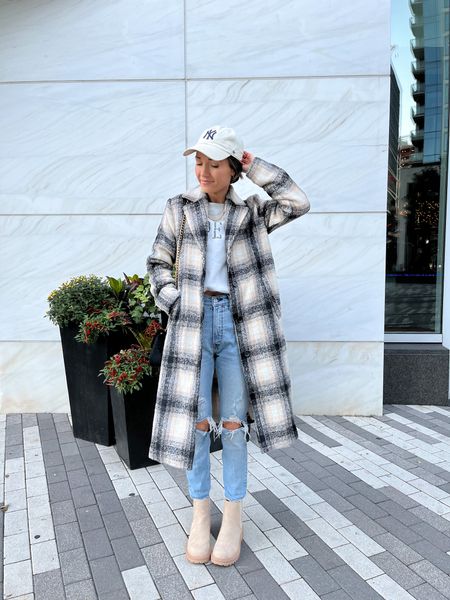 Long coat fall outfit. Loooveee this coat & my jeans are still on sale! 

#LTKSeasonal #LTKstyletip #LTKunder100