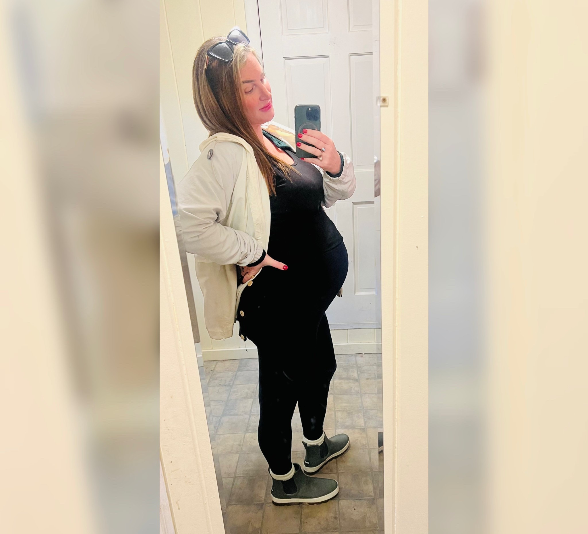 Rainy days call for comfy fits and bump pics 🖤 #LTKFall #LTKMaternity #LTKStyle #OOTD


#LTKTall #LTKBump #LTKSeasonal