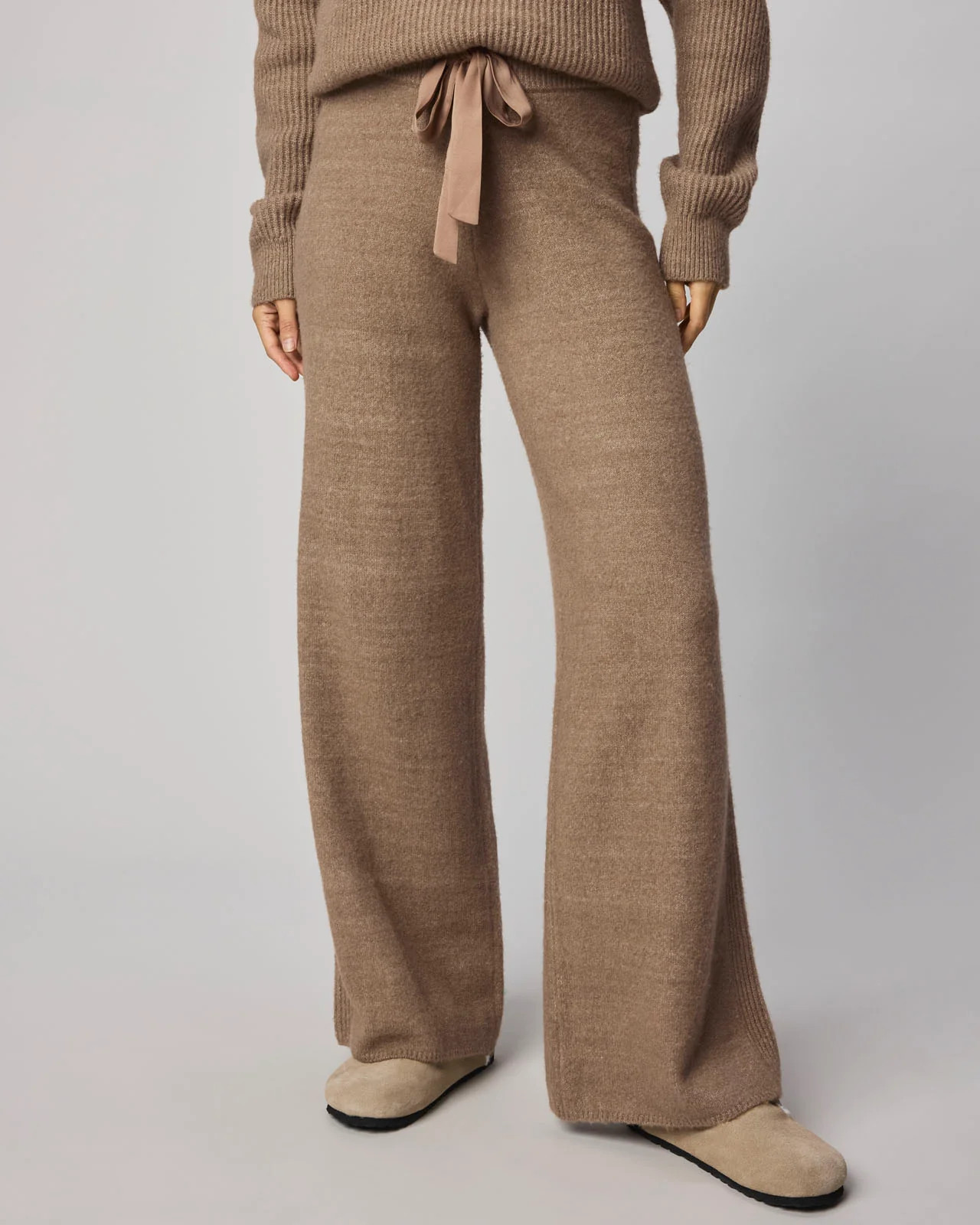 Splendid - Stassi Satin Tie Sweater Pant - Macchiato Heather | Splendid