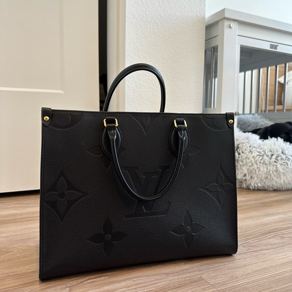 Onthego MM Louis Vuitton tote | Poshmark