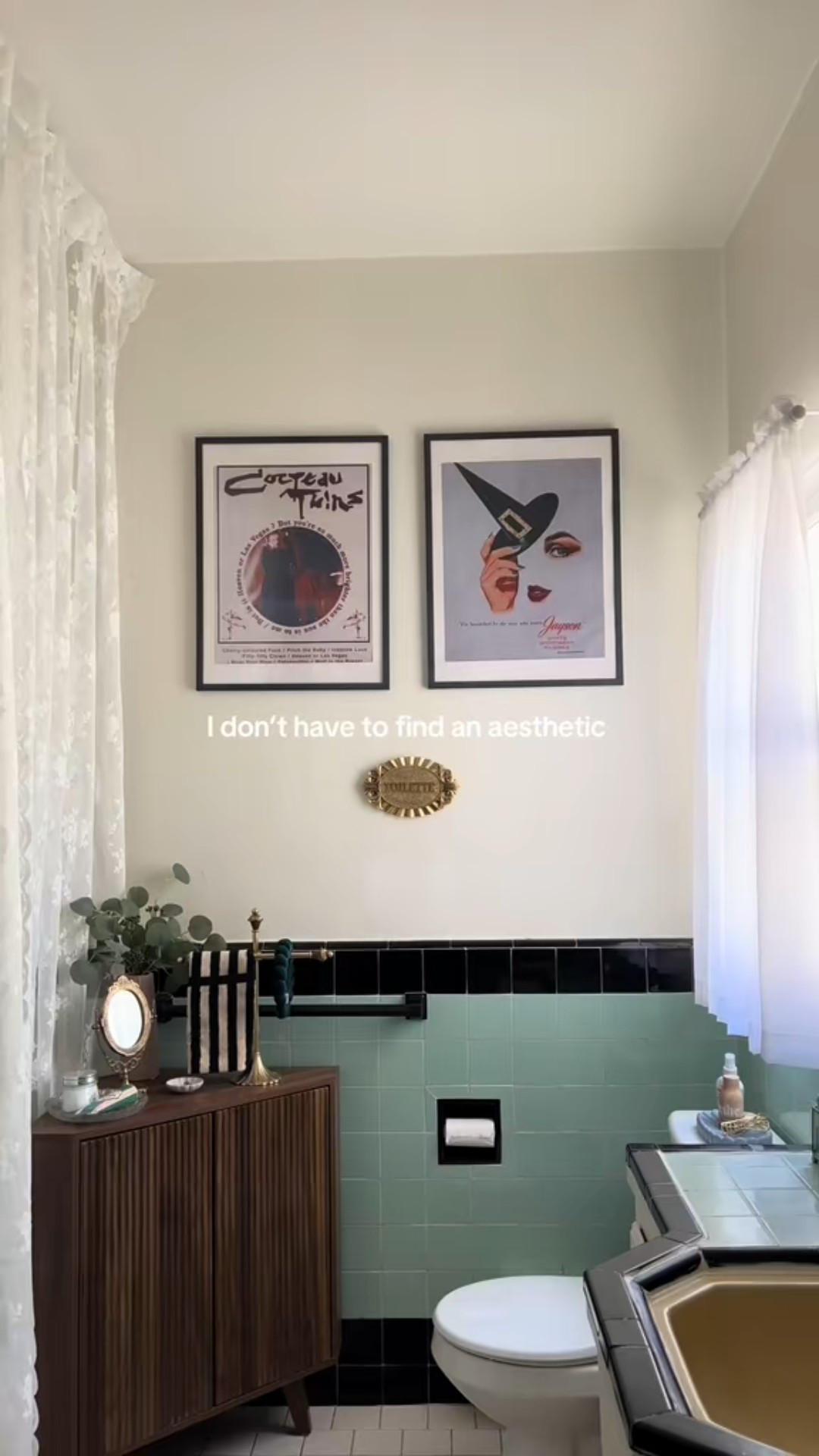 maybe someday…a girl can dream! 

#vintagehome #1930shome #interiordecor #homedecor #homeinspo #apartmentinspo #vintageapartment #artdeco #eclecticdecor #midcenturymodern #dopaminedecor #aesthetic #cozyhome #decorinspo 

#LTKHome #LTKFindsUnder100 #LTKSummerEdit