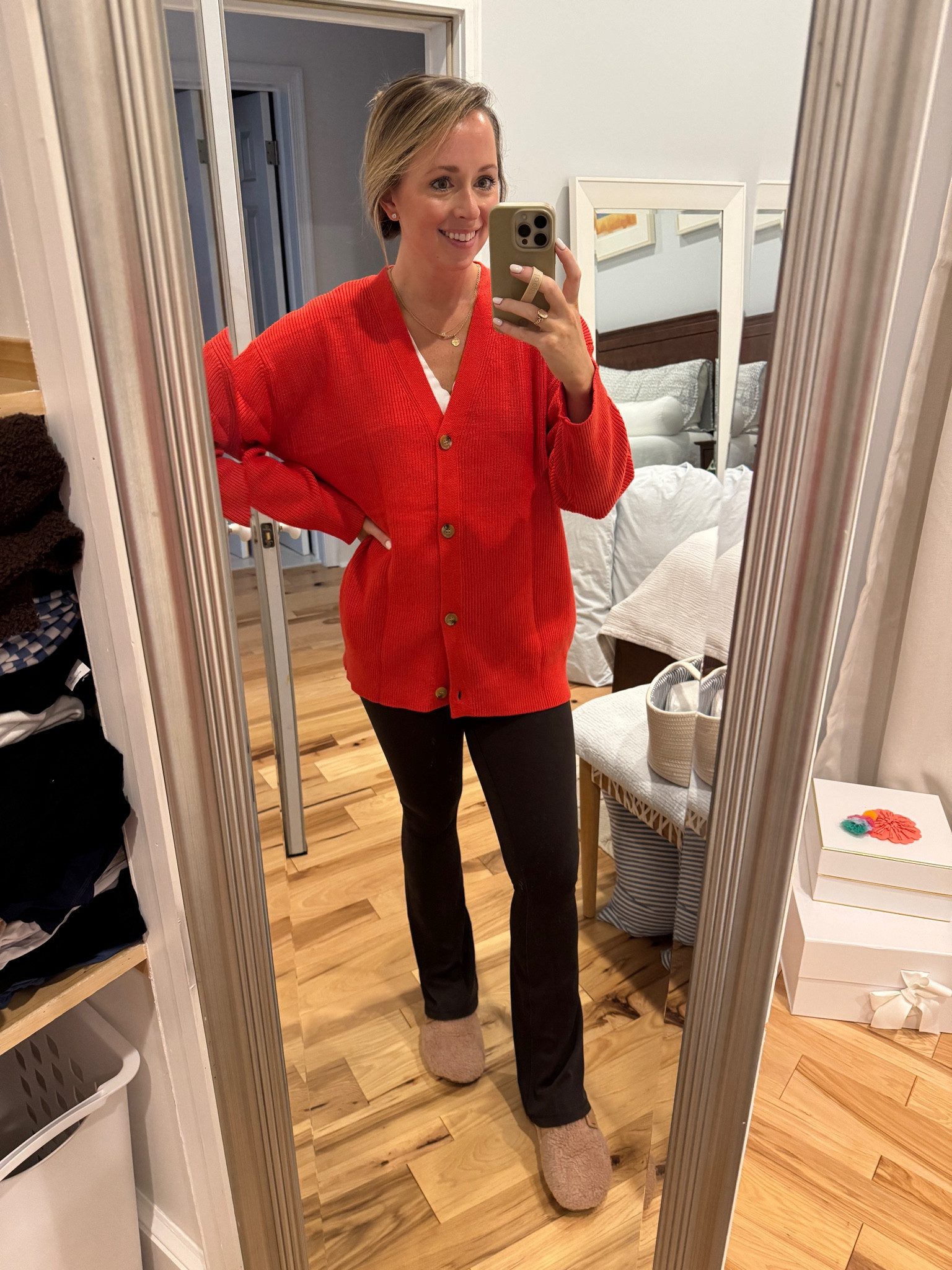 Red and brown for fall 🍁 
Small in sweater and leggings

#LTKStyleTip #LTKFindsUnder50 #LTKSeasonal