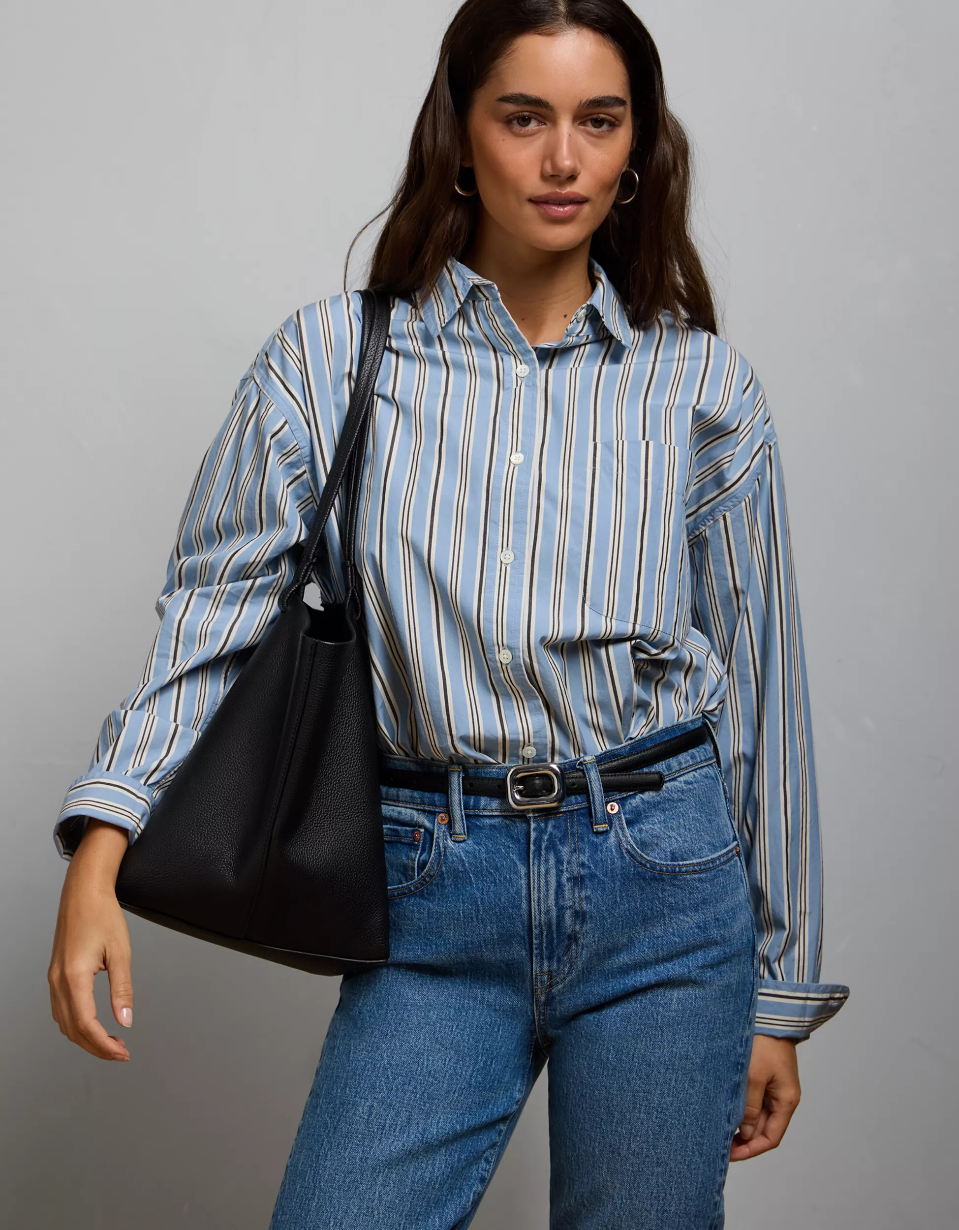 AE77 Premium Oversized Poplin Button-Up Shirt | American Eagle Outfitters (US & CA)