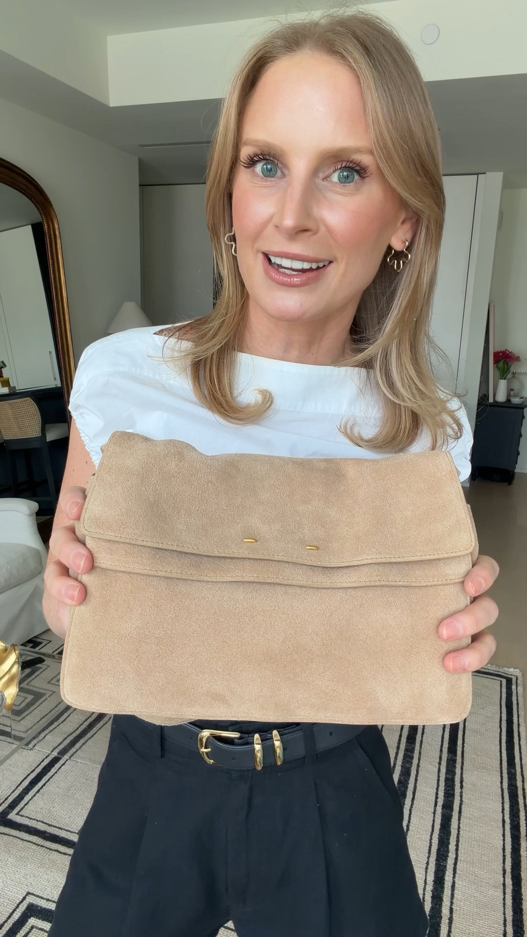 Get the quiet luxury look for less with this high quality bag from @fabrique.official! I love a bag that’s both chic and practical! Enjoy $20 off the bag with code Beck20 and 10% off clothing with code myBeck at checkout! #fabrique #fabriquedesigners #fabs #fbrq #ad