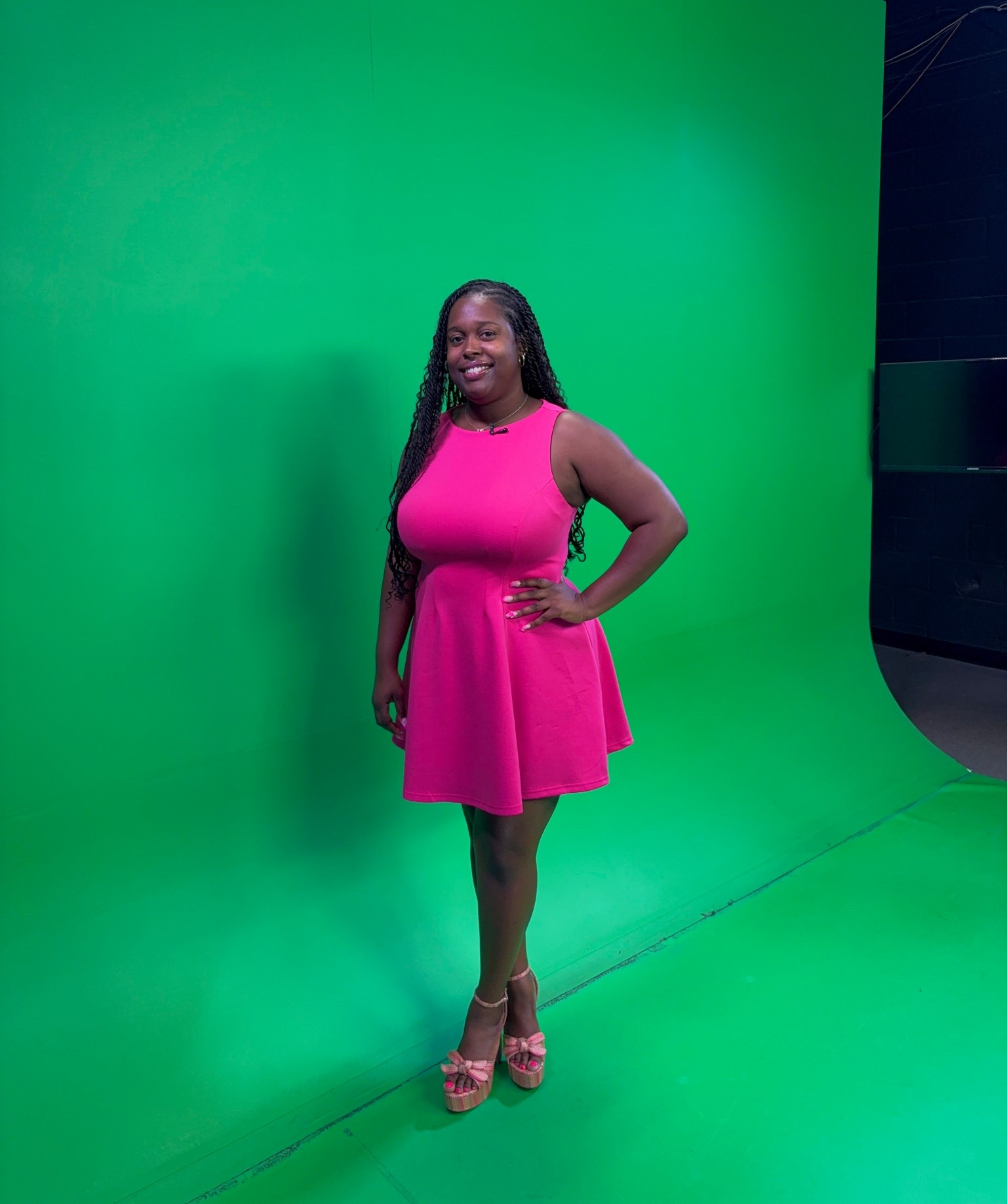 Gorgeous hip hugging dress for work! In this case, for on-air news!

#LTKPlusSize #LTKWorkwear