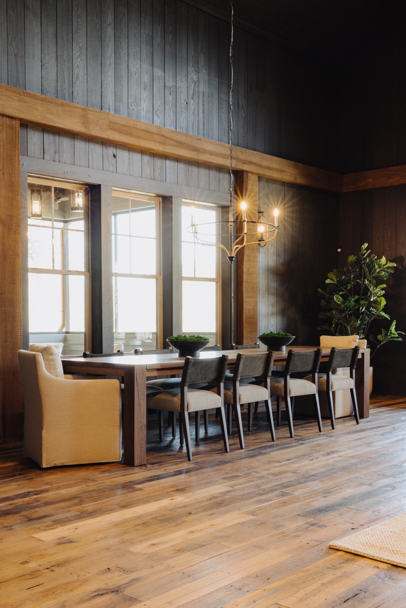 Cabin decor & furnishings 

#LTKHome #LTKSaleAlert