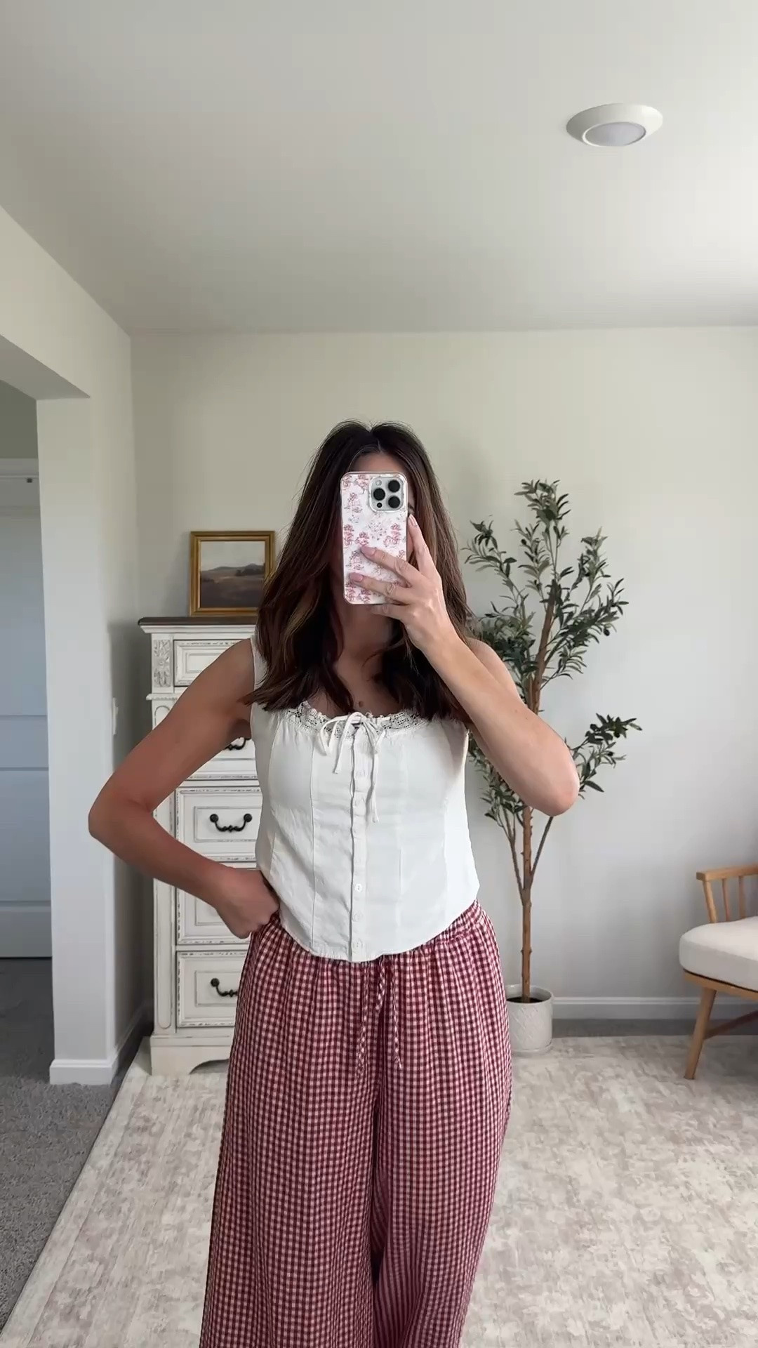 MOM OUTFITS OF THE WEEK 5.31
everything is TTS unless noted below ⬇️

for reference: 5’9” | 145 lbs | usually size 6 / M(medium or small tall in pants)

old navy black active pants — size S tall(I’d recommend sizing down one from your TTS!)

target workout tank — I sized up to a L because I liked the fit better than my TTS M!

#LTKootd #LTKSaleAlert #LTKTall