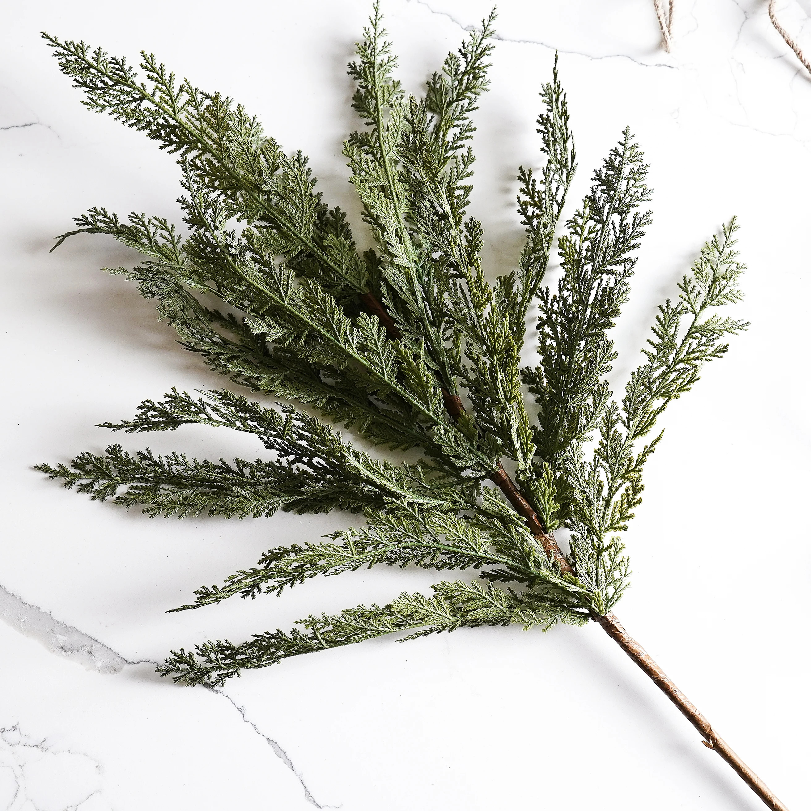 Real Touch Cedar Stem | MJHome