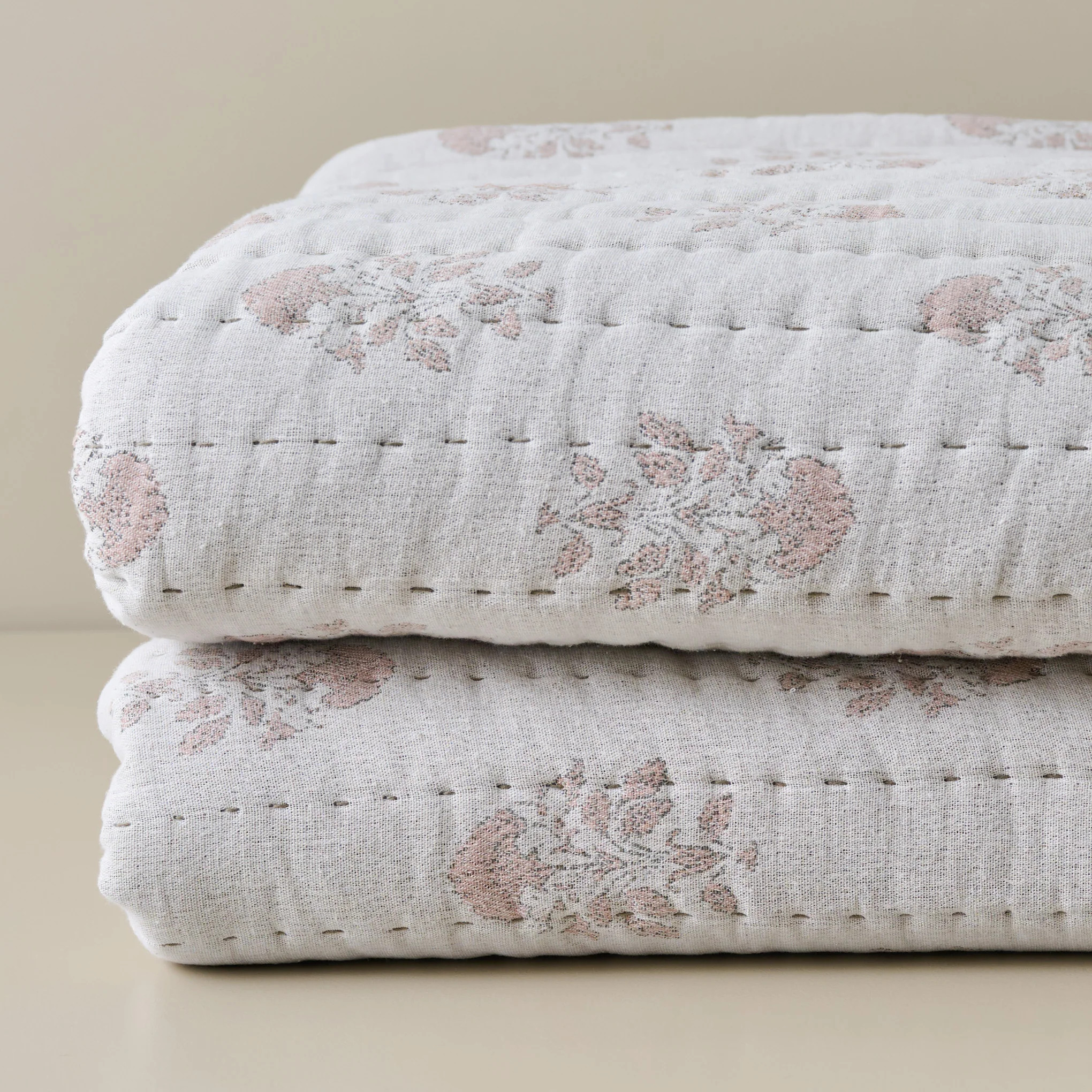 Floral Jacquard Kantha Quilt | Magnolia