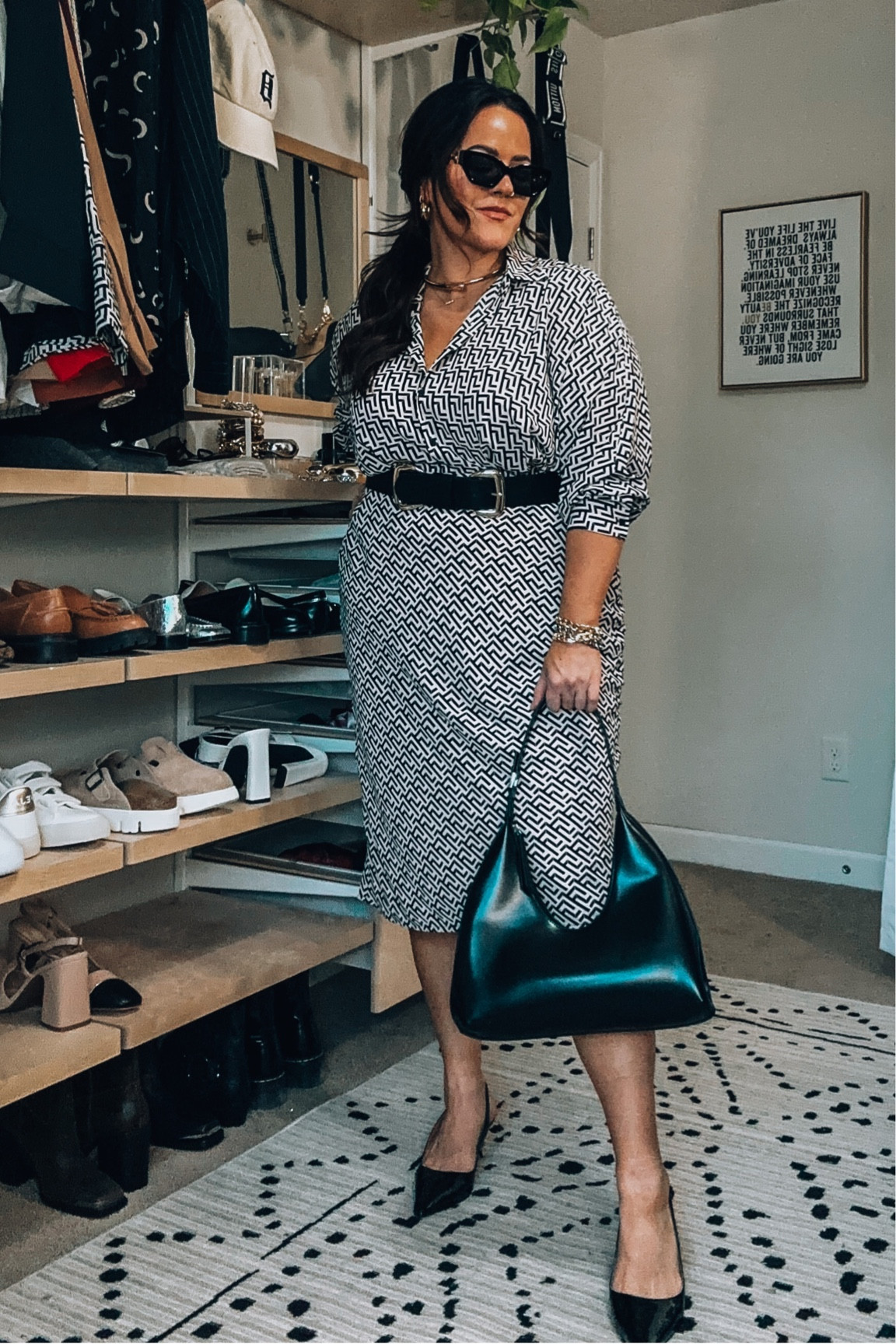 Midsize workwear outfit - The perfect dress for work wearing a large as a size 14 , 38dd chest! 

Belt is a large 
Bra is a 38dd and is convertible 
Comfy sling back kitten heels tts 

#LTKworkwear #LTKsalealert #LTKmidsize
