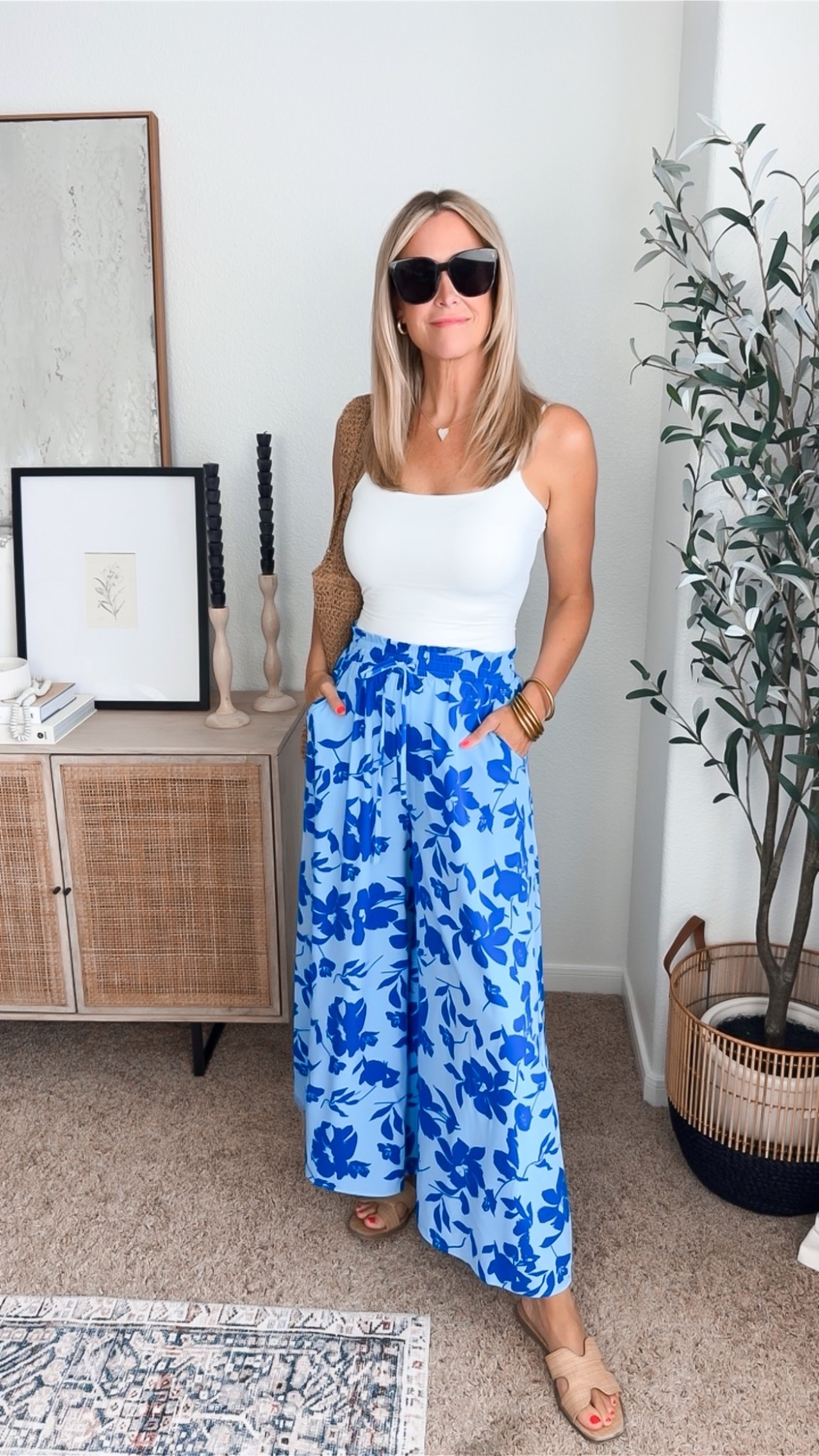 These floral pants are comfortable and versatile that can be dressed up or down! 

#LTKStyleTip #LTKTravel #LTKSeasonal