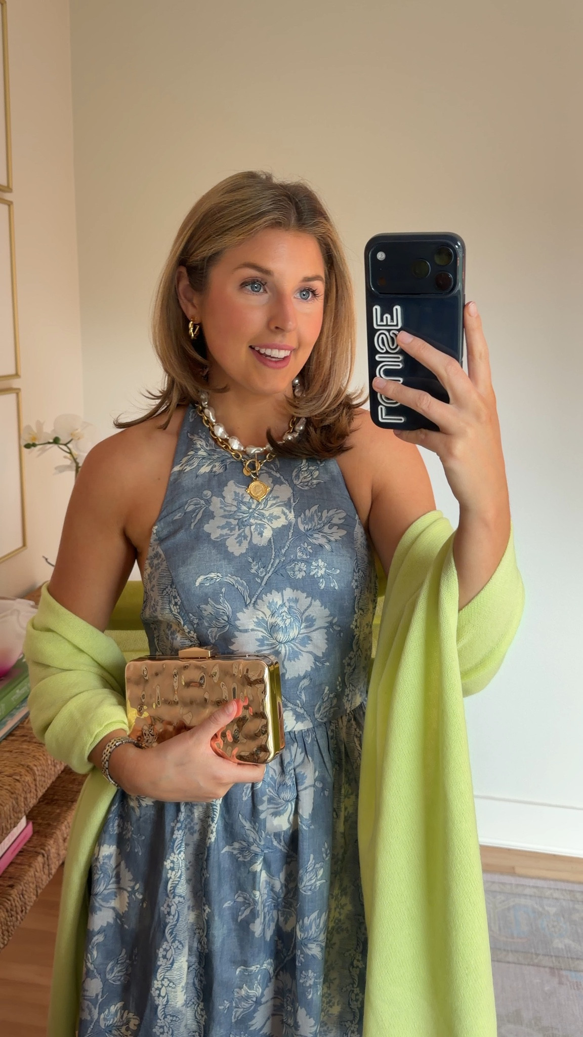 Summer cocktail outfit idea! Wearing an XS
