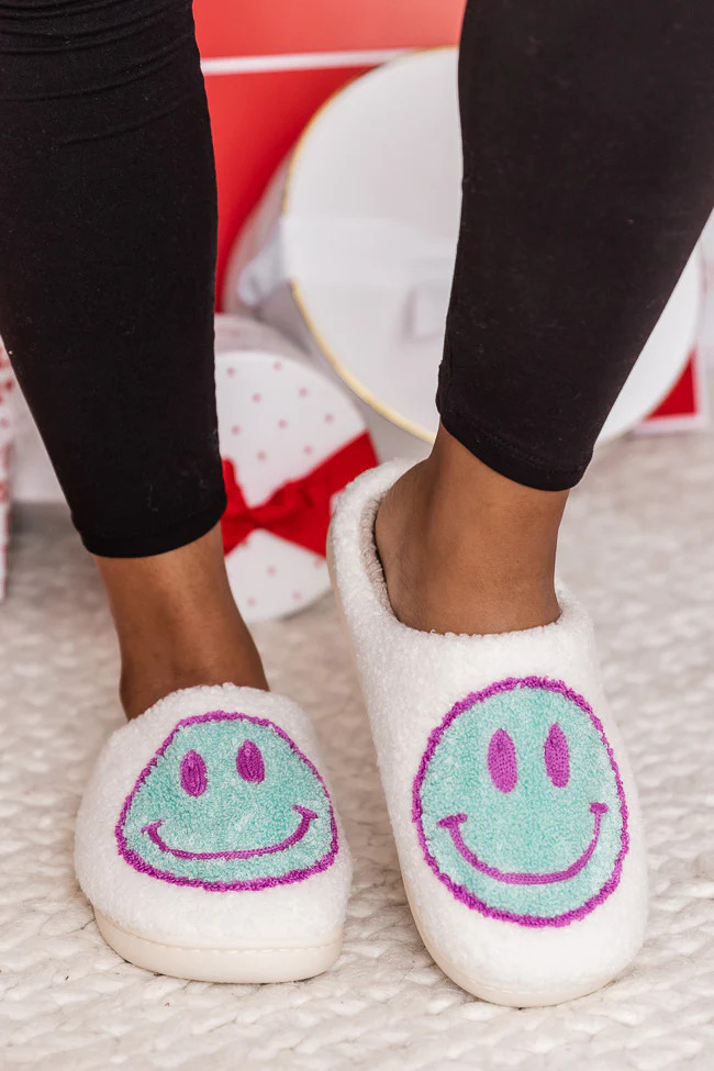 Green Smiley Slippers DOORBUSTER | Pink Lily