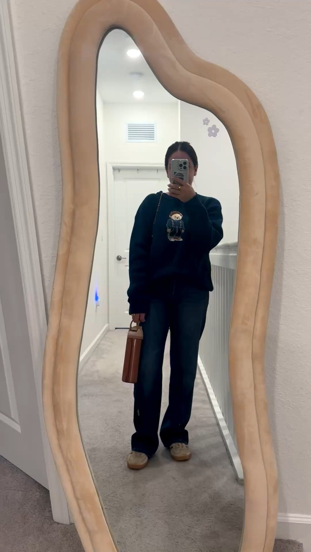 RL vibes without the price tag and I’m obsessed 😍🧸 this cute Amazon teddy bear sweater is naturally oversized for a cozy yet sophisticated look. I linked my entire outfit here along with some other styles I’m eyeing 🧸🤎