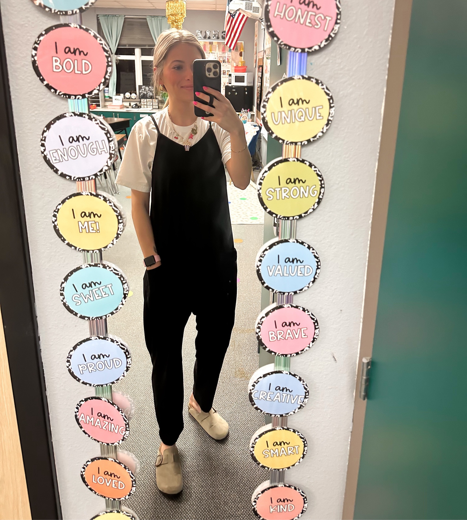 Small jumper under 9$// medium tee

Free people dupe // jumper // teacher ootd // comfy and casual // cheap 

#LTKSpringSale #LTKworkwear #LTKMostLoved