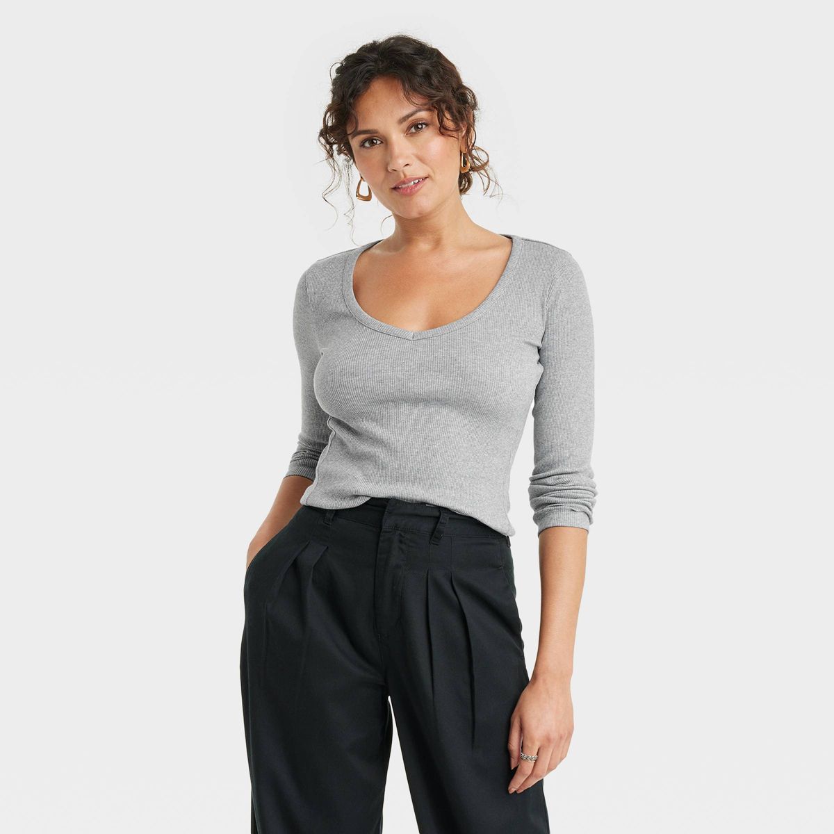 Women's Long Sleeve Ribbed V-Neck T-Shirt - Universal Thread™ | Target