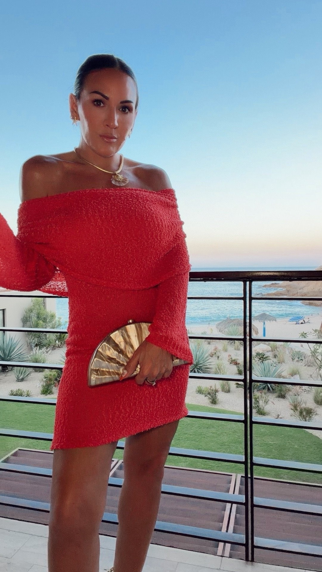 Babes… when I buy something in multiple colors, you already know it’s a favorite 🤍

This one is so flattering and effortless—perfect for dinners, vacations, and those “I want to look put together without trying” kind of days. And the price point makes it even better 🙌🏼

Wearing an XS
5’2” • 130 lbs • 25” waist • 34DD • XS

#Over40Style #PetiteFashion #AffordableStyle #VacationStyle #AmazonFashion #affiliate