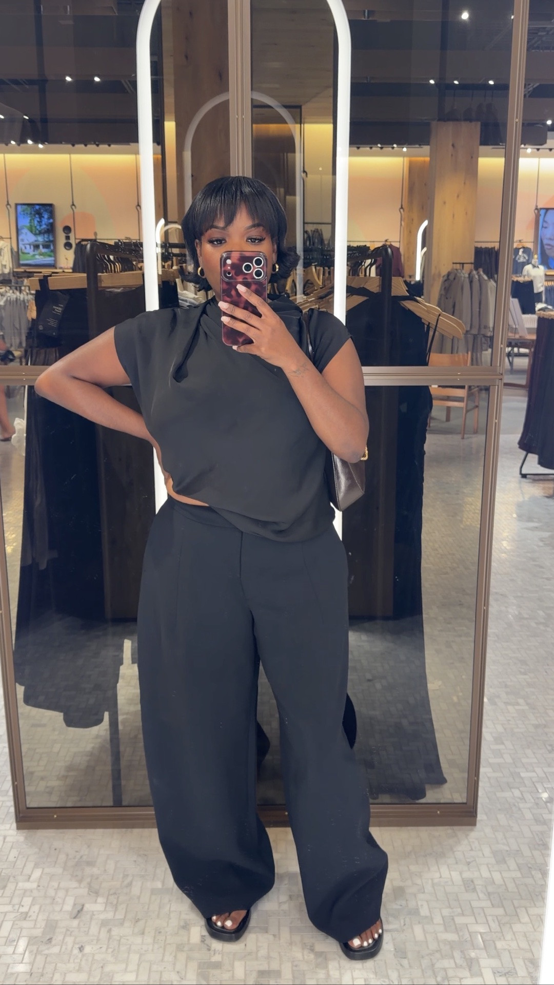 Work OOTDs at Aritzia

#LTKootd #LTKgrwm #LTKMidsize
