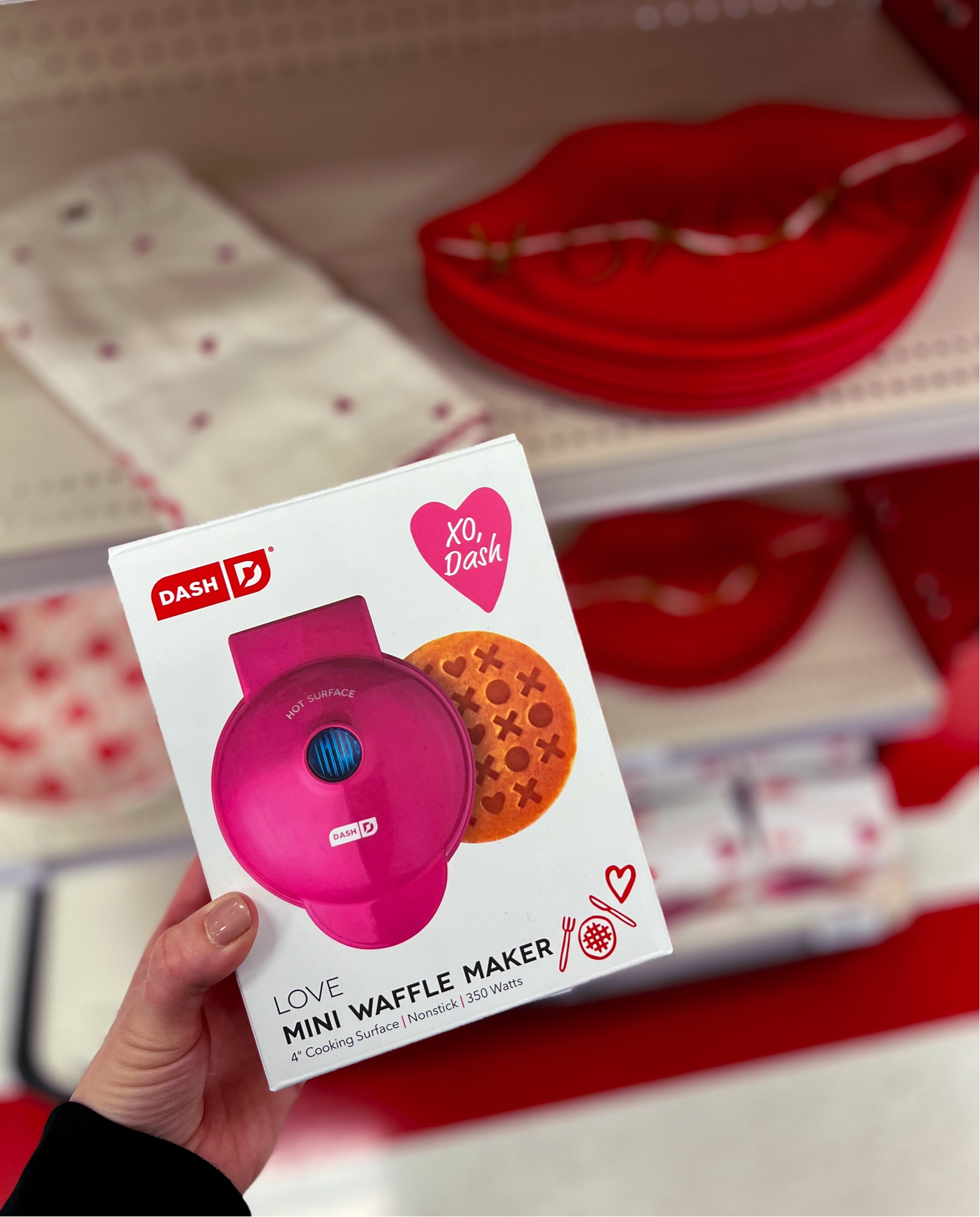 Valentine’s Day at @target. Dash XOXO Waffle Maker Magenta / 2pk Valentine's Day Small Heart Kitchen Towels - Threshold 

#target #valentinesday #valentines #pillow #mug #gabrielapolacek

#LTKSeasonal #LTKkids #LTKhome