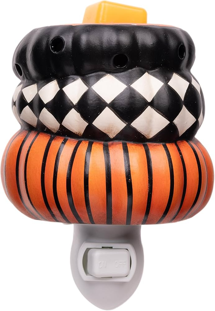 Scentsationals Halloween Collection - Scented Wax Accent Warmer - Spooky Season Wax Cube Melter &... | Amazon (US)