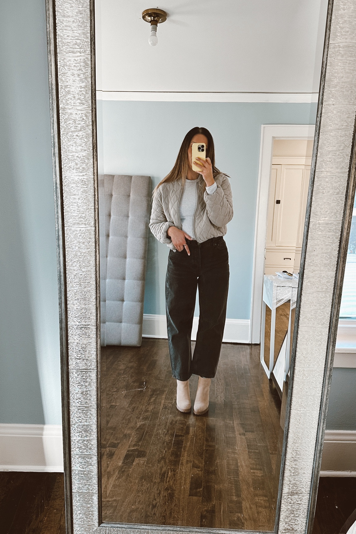 darted barrel-leg jeans 👖 

#LTKGiftGuide #LTKCyberWeek #LTKStyleTip