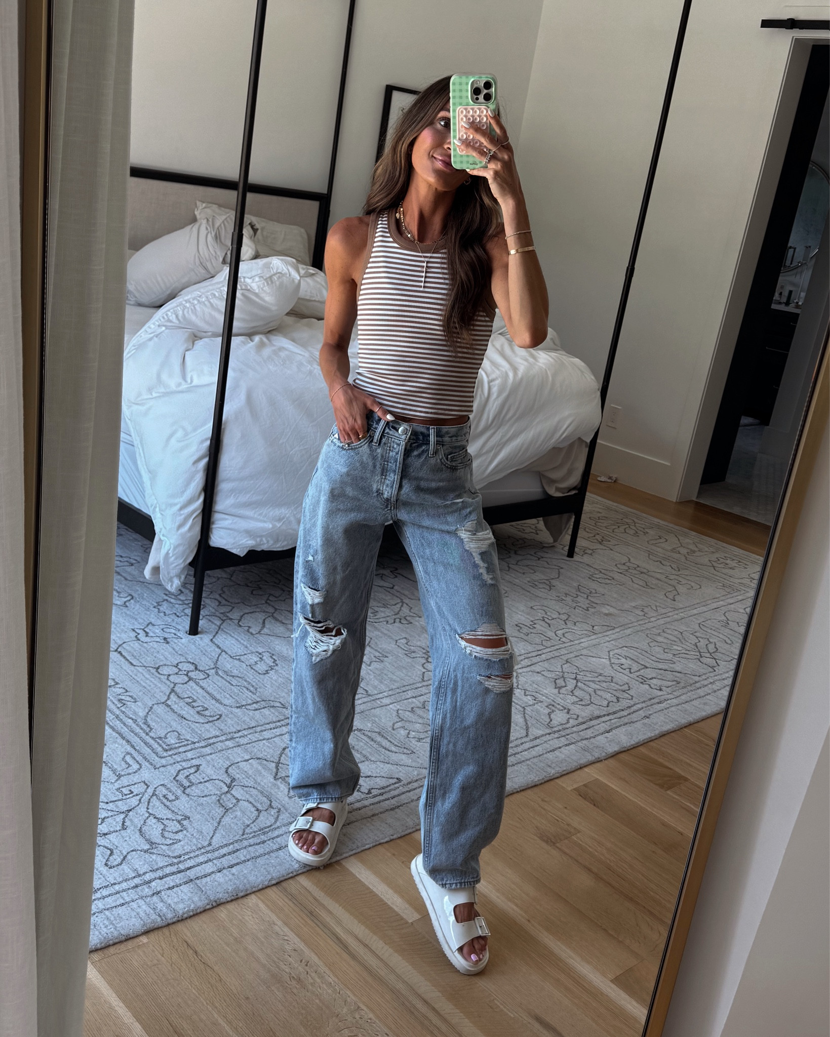 love these loose fitting target jeans! i suggest sizing down

#LTKFindsUnder50