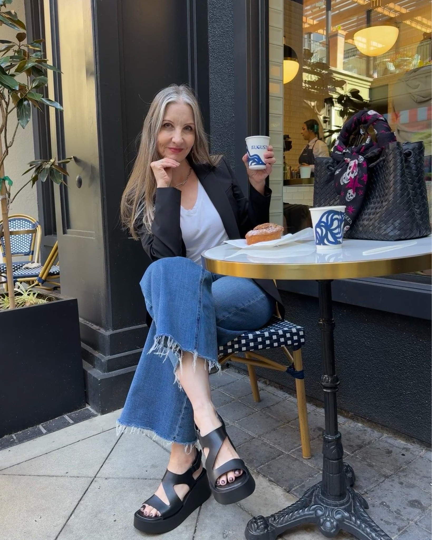 Keep it simple … #minimaliststyle #capsulewardrobe #effortlesslychic #californiacasual

#LTKdayinmylife #LTKSeasonal #LTKOver40