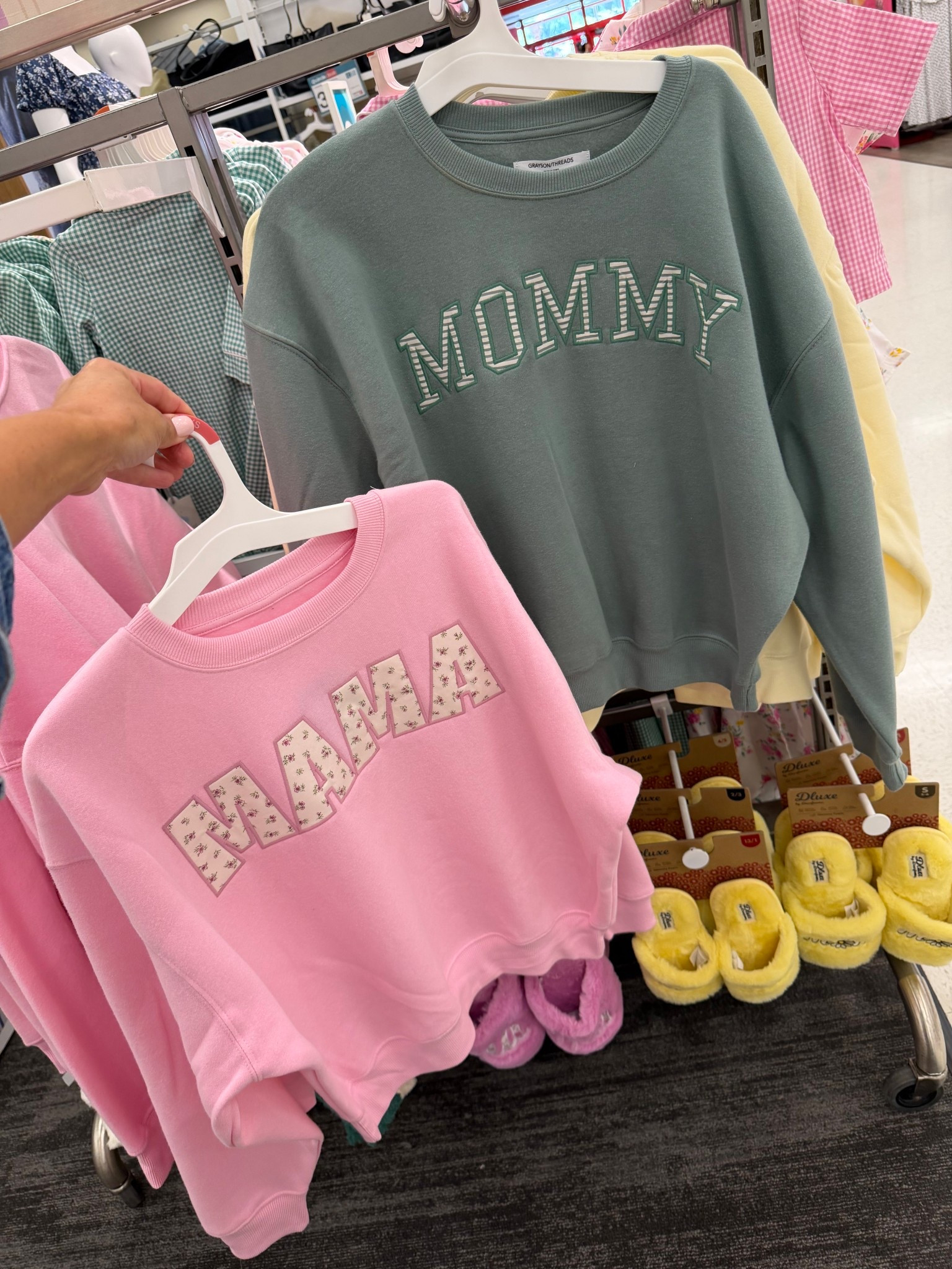 Mommy Grayson Thread Graphic Pullover Sweatshirts #targetstyle #graysonthread #mamasweatshirt #graphicsweatshirt

#LTKmomlife #LTKootd #LTKgrwm