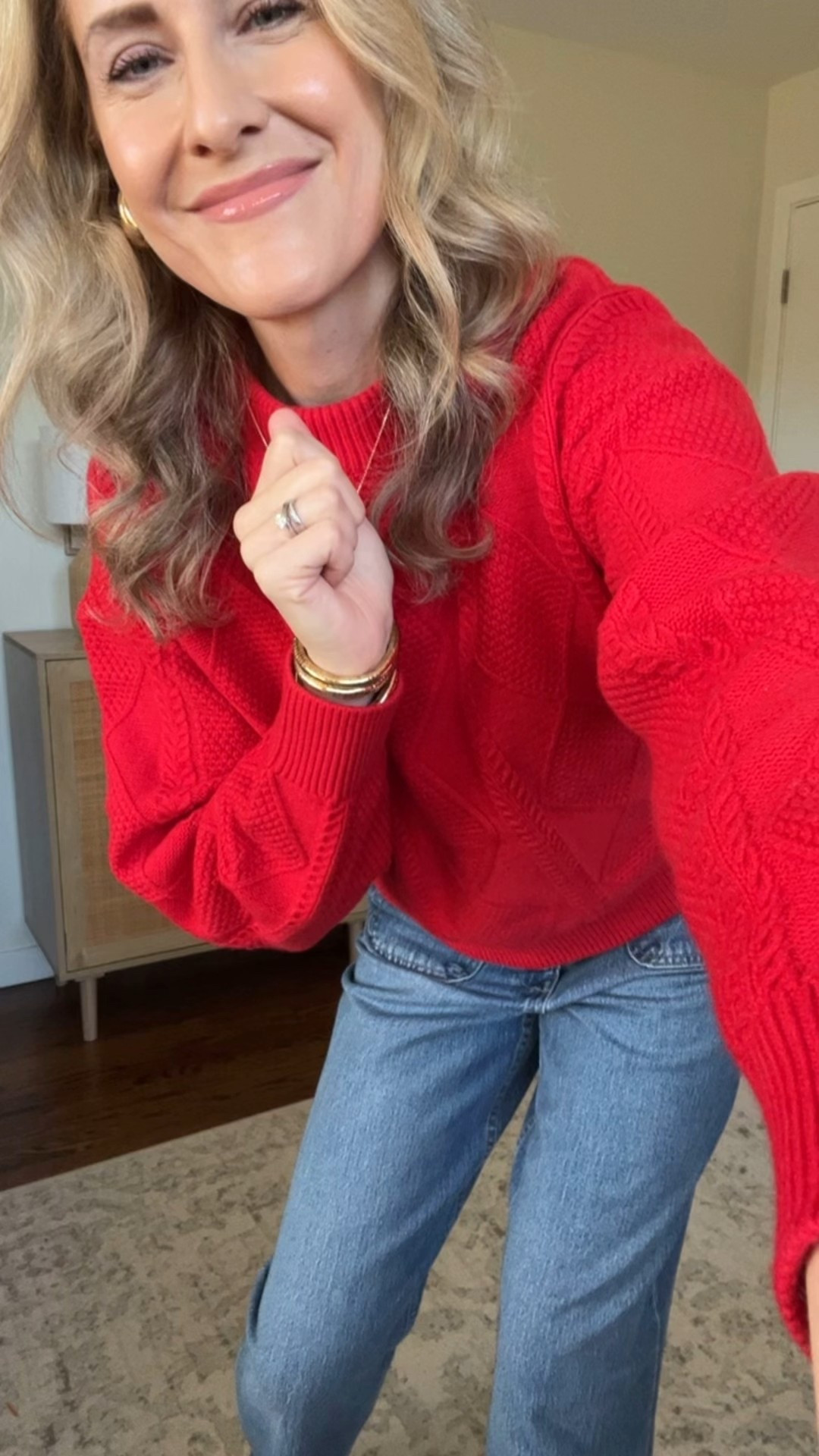 Resharing this Amazon sweater because the ivory is just $15 today and the red is $19! Also comes in gray which is $20 at the moment. Fits true to size and I’m in a small. #amazonfinds #amazonfashion 