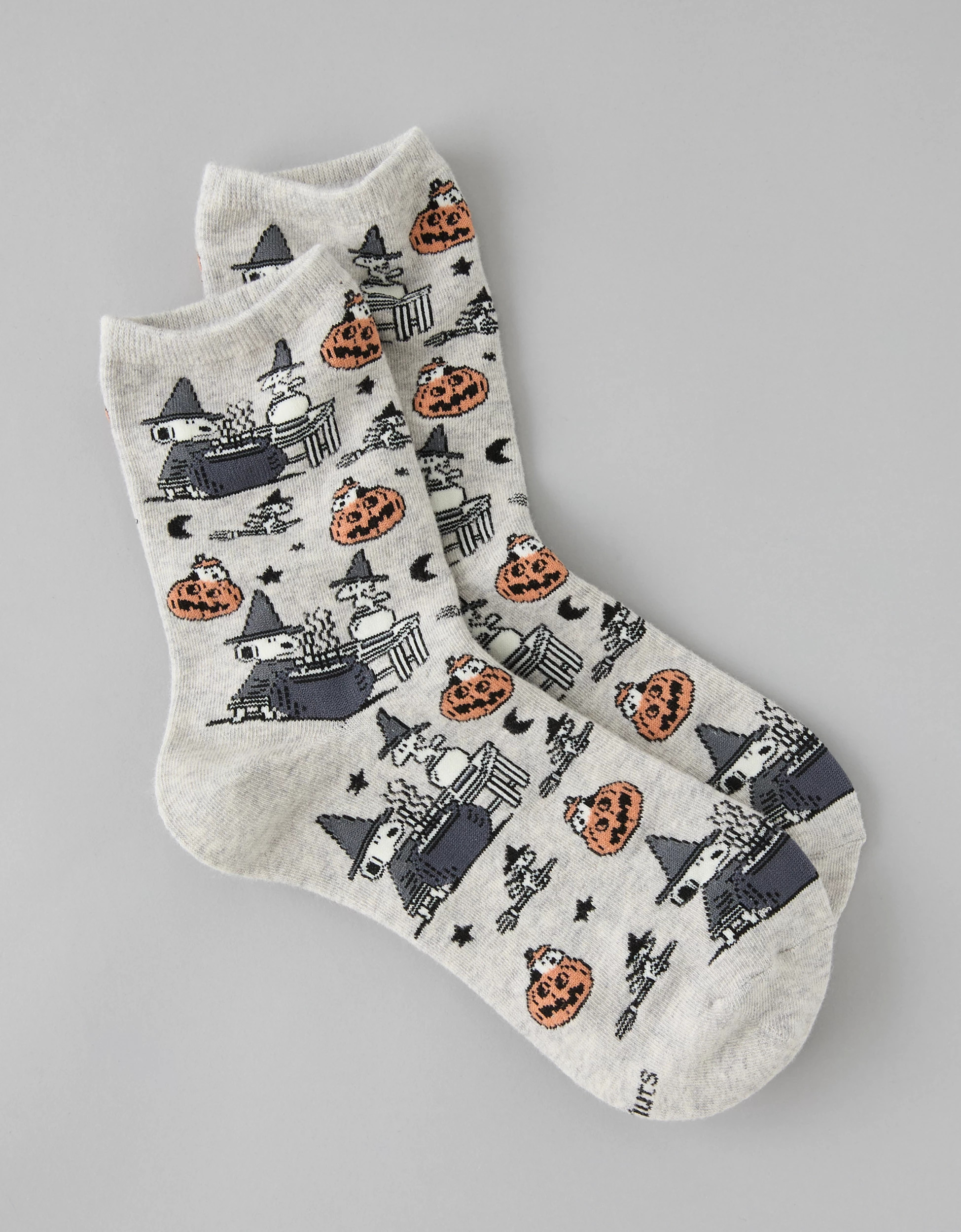 AE Snoopy Cropped Crew Socks | American Eagle Outfitters (US & CA)