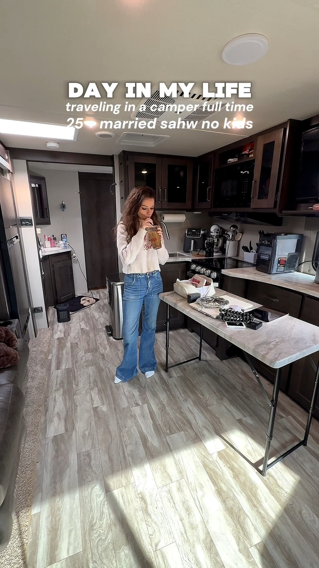 it's a love hate relationship😂

#LTKdayinmylife #LTKstorytime #LTKmorningroutine