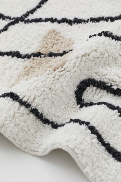 Thick Pile Bath Mat | H&M (US + CA)