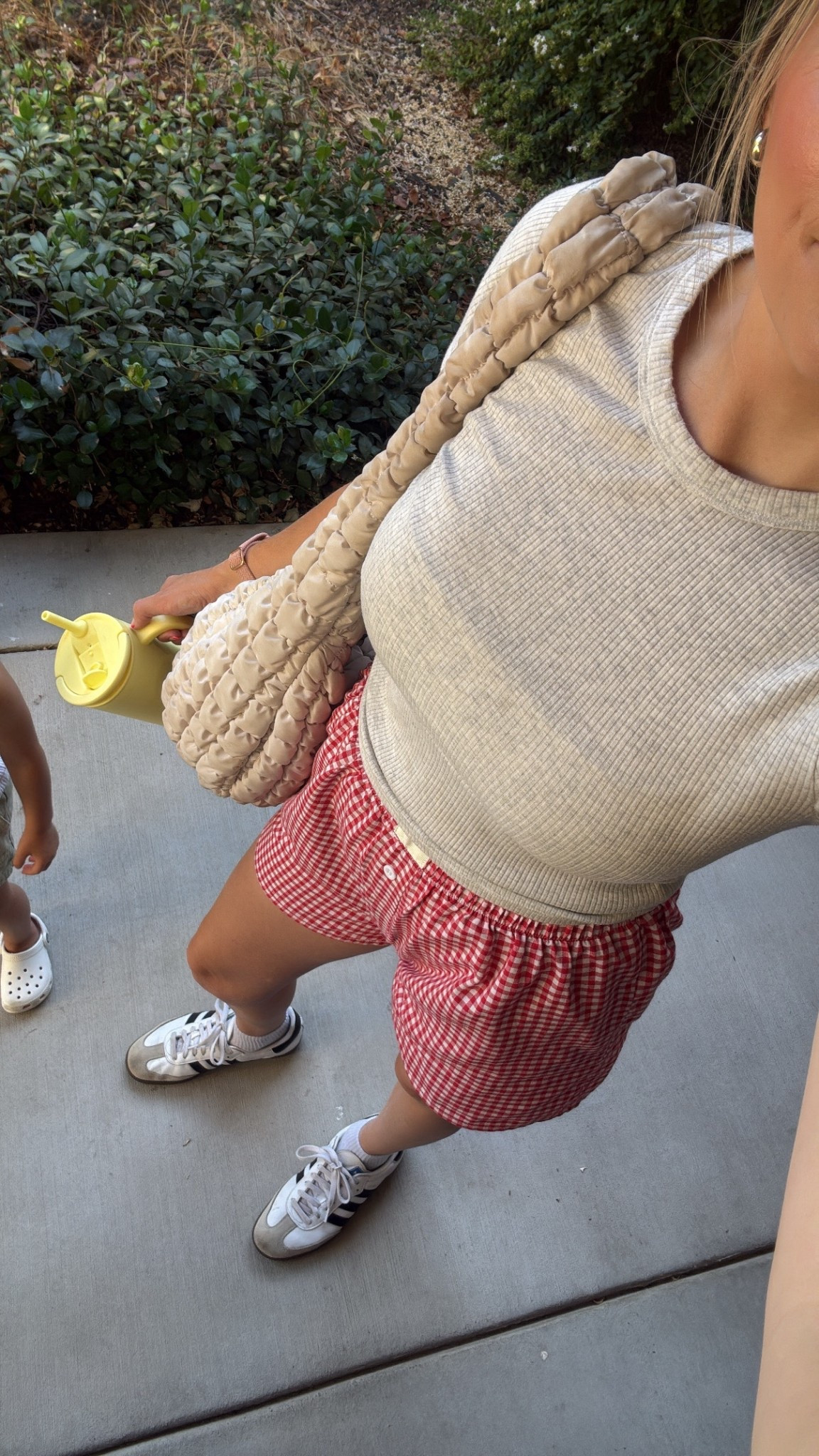 Errands outfit, mom outfit, wfh outfit, boxer shorts, casual outfit

Size small in top and shorts 