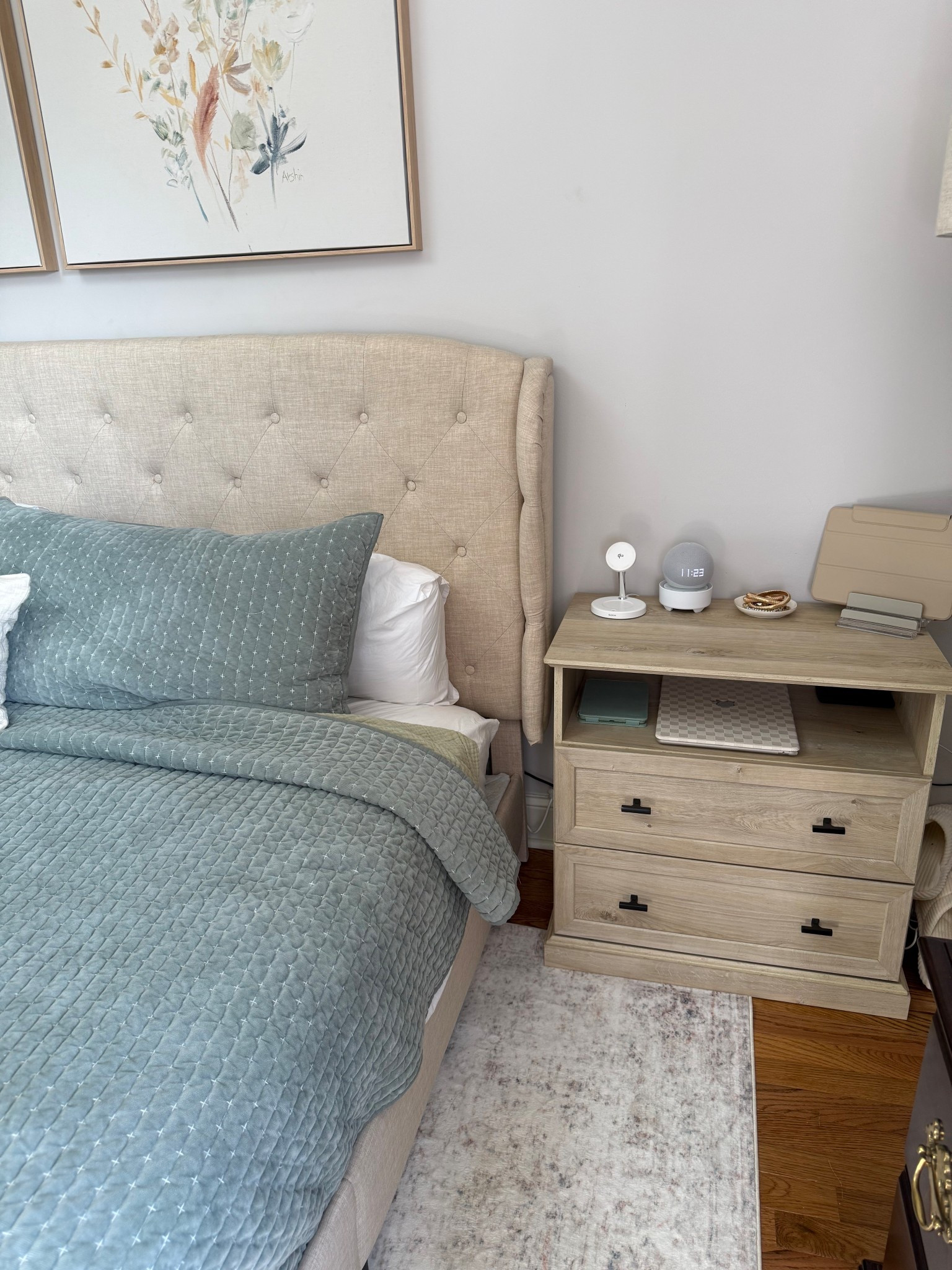 Loving my new nightstand!!

#amazon #furniture #bedroom

#LTKHome